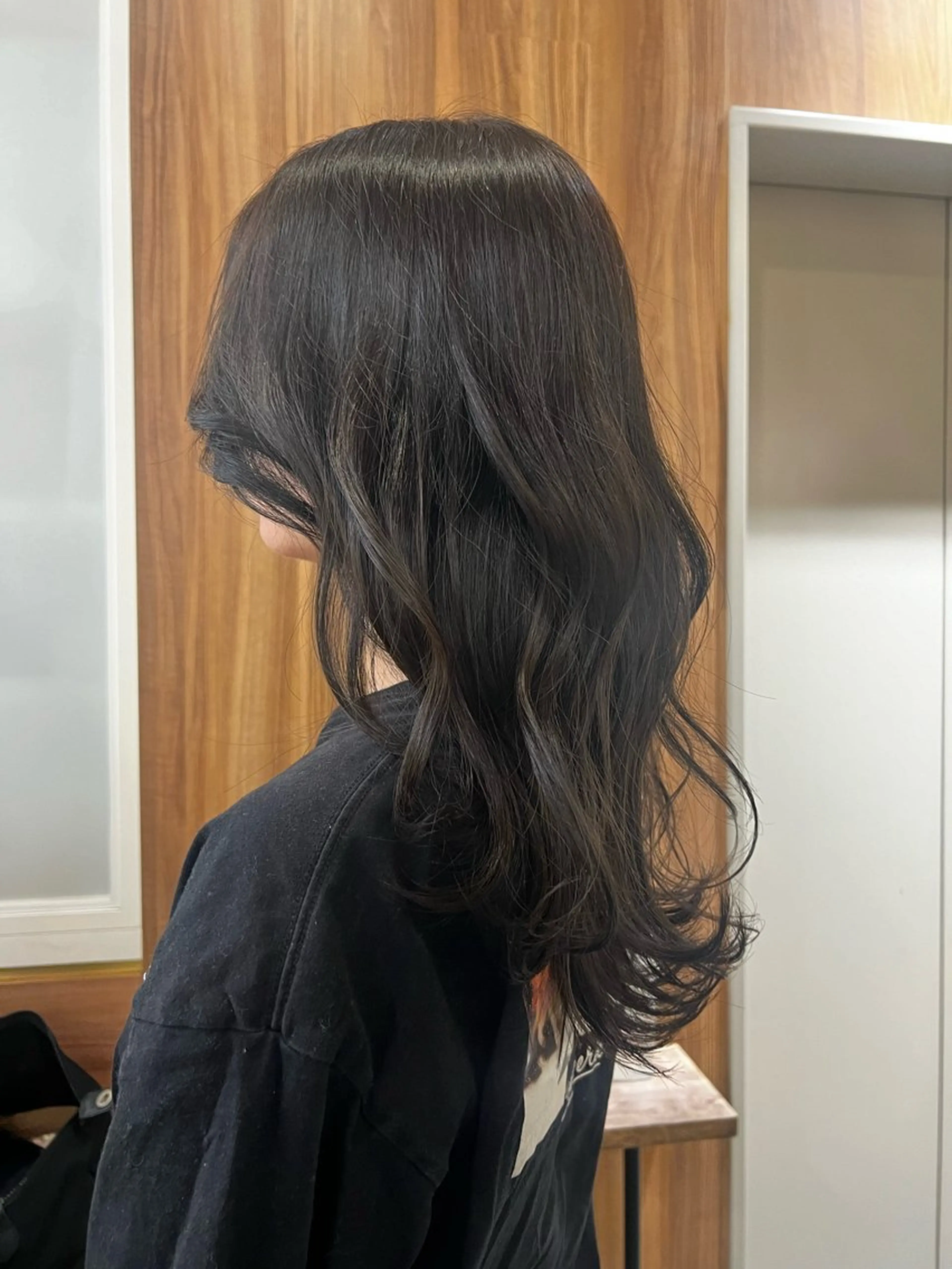 セミロング カラー ストレートパーマ🦢 ユメのヘアスタイル