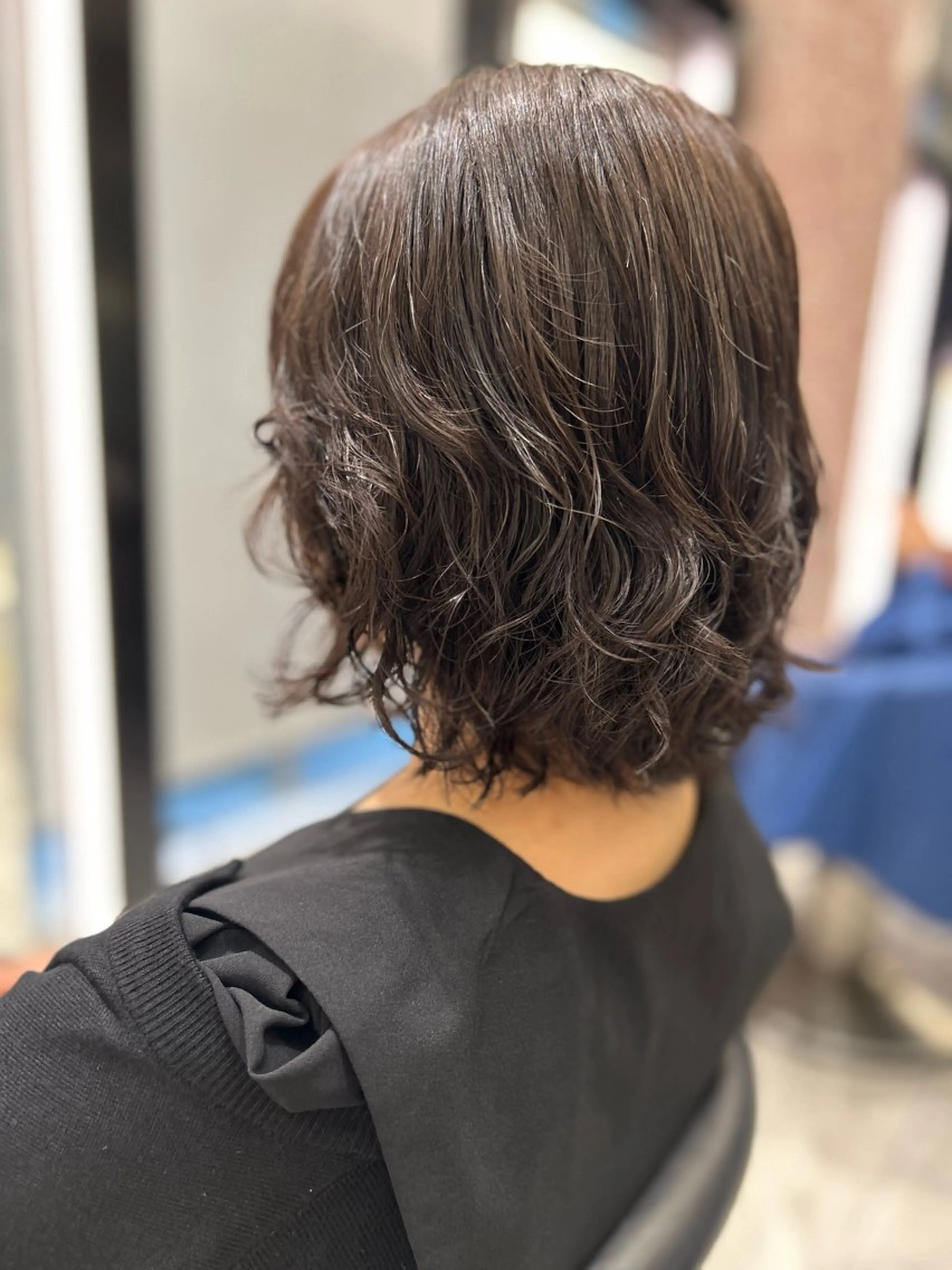 ミディアム カラー パーマ カット パーマ 垢抜けヘア 韓国ヘア銀座近下菜央のヘアスタイル