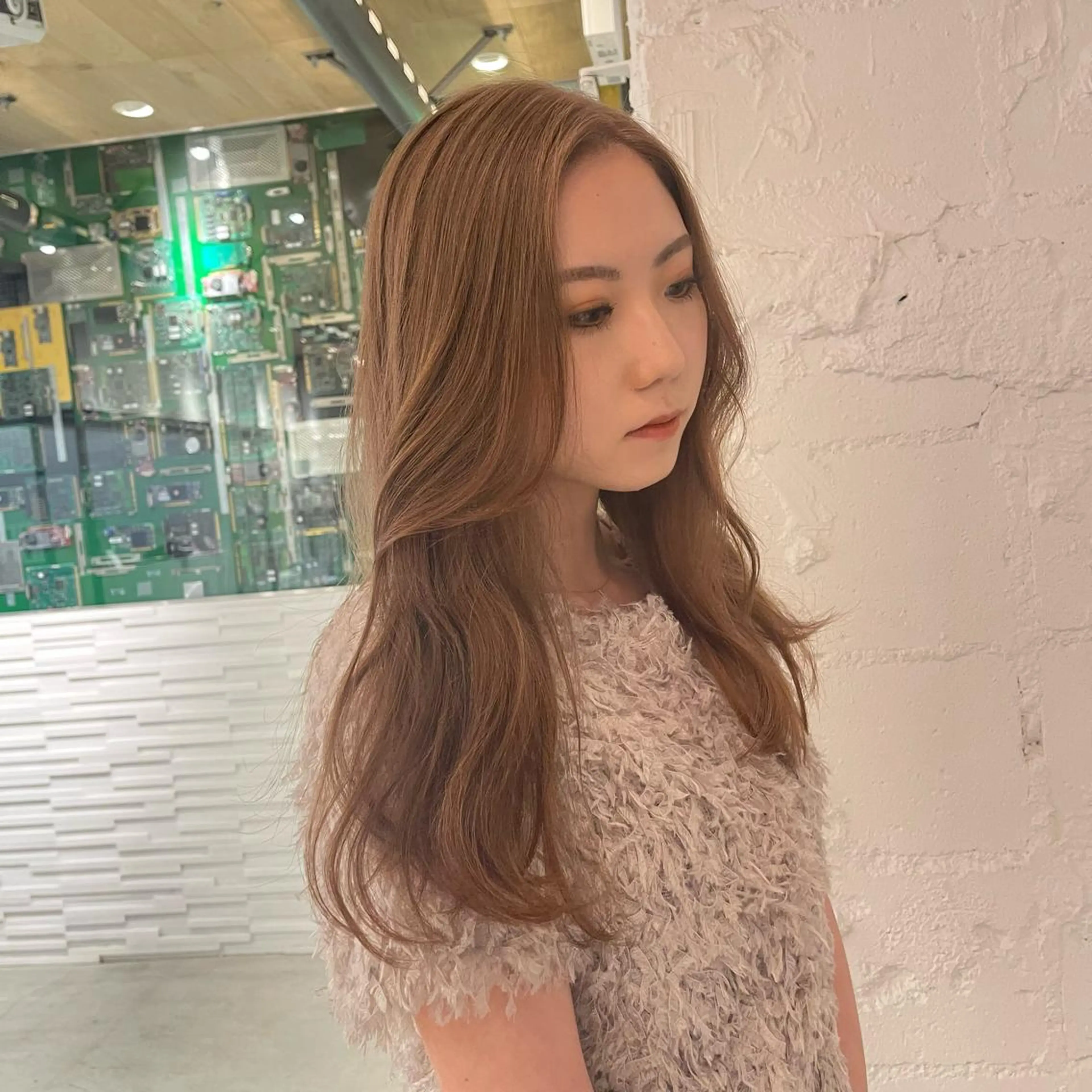 ロング カラー ヘアカラー トリートメント lunty miichiのヘアスタイル