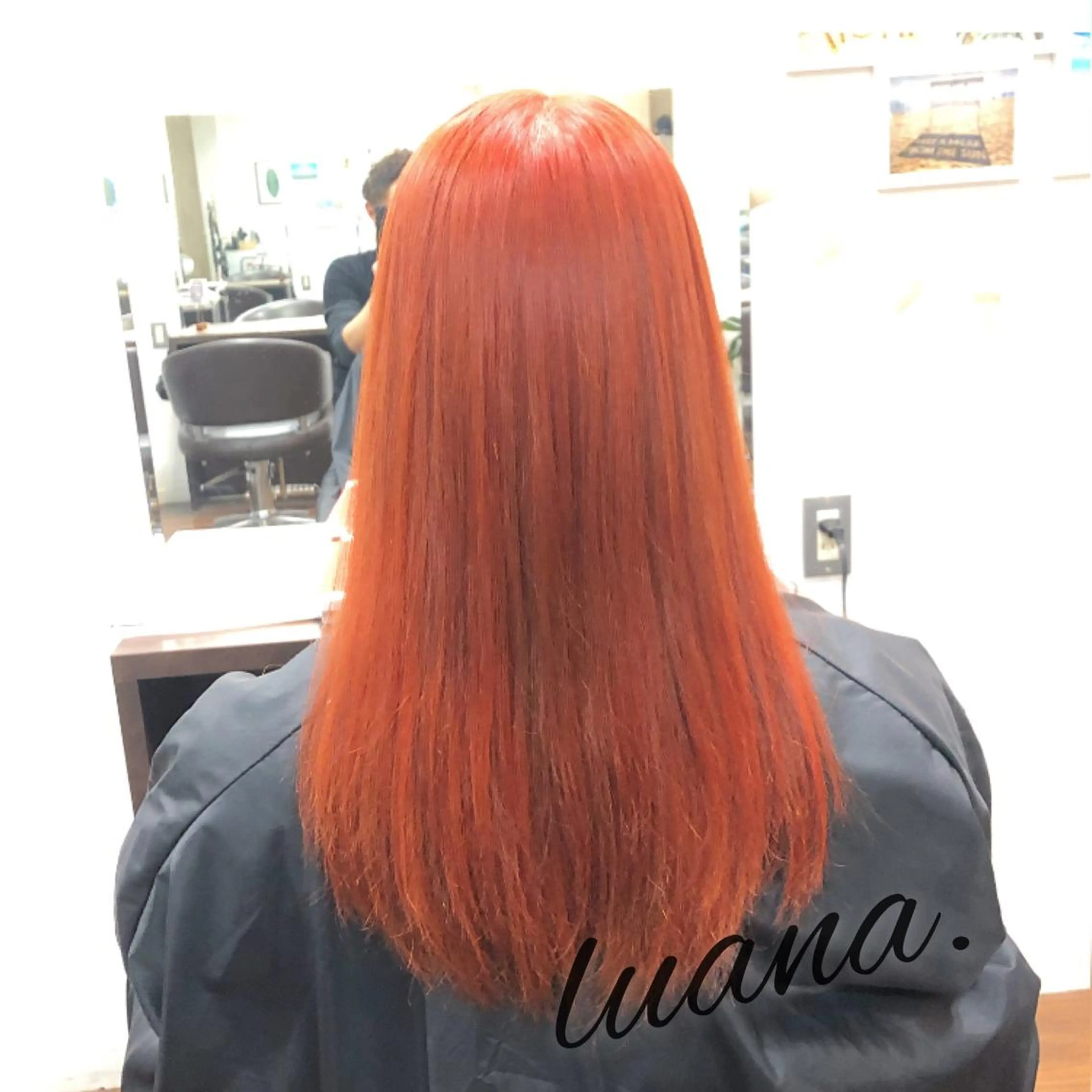 セミロング エクステ・髪質改善・ ブリーチ・吉田大介のヘアスタイル