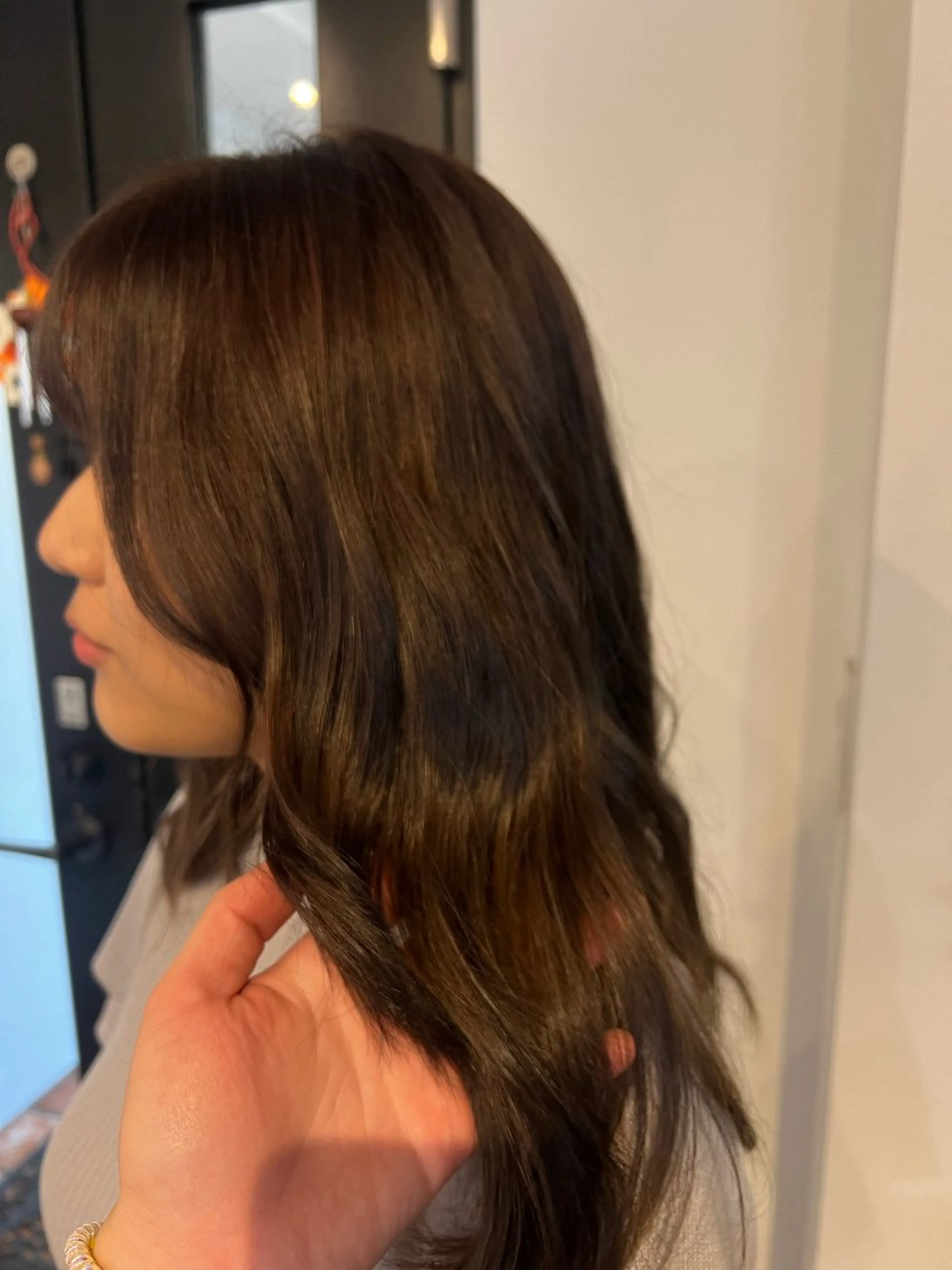 セミロング 西川 来夏のヘアスタイル