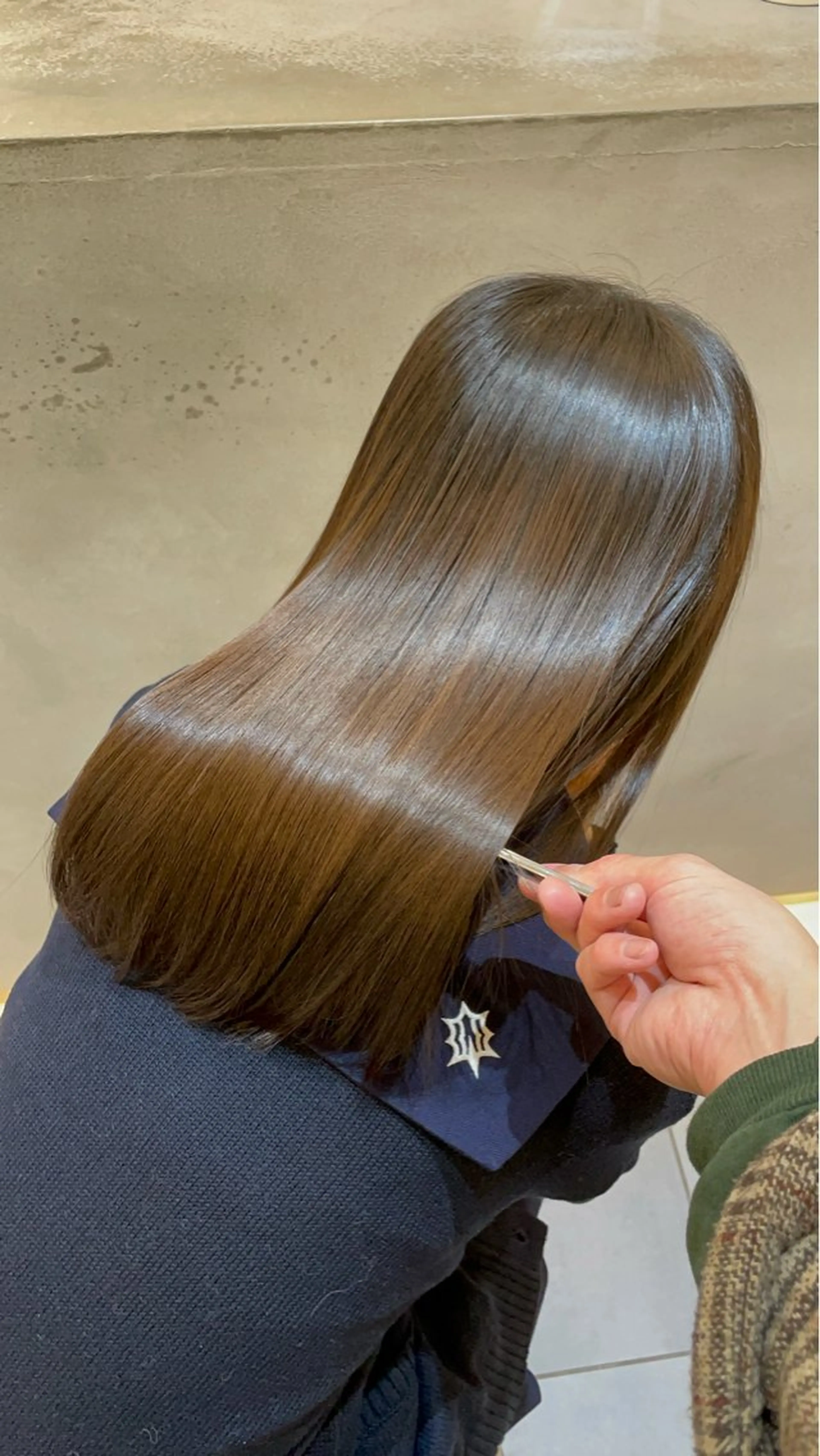 セミロング パーマ カット 縮毛矯正 トリートメント ヘッドスパ ✨髪質改善✨美髪 矯正🫧小泉のヘアスタイル