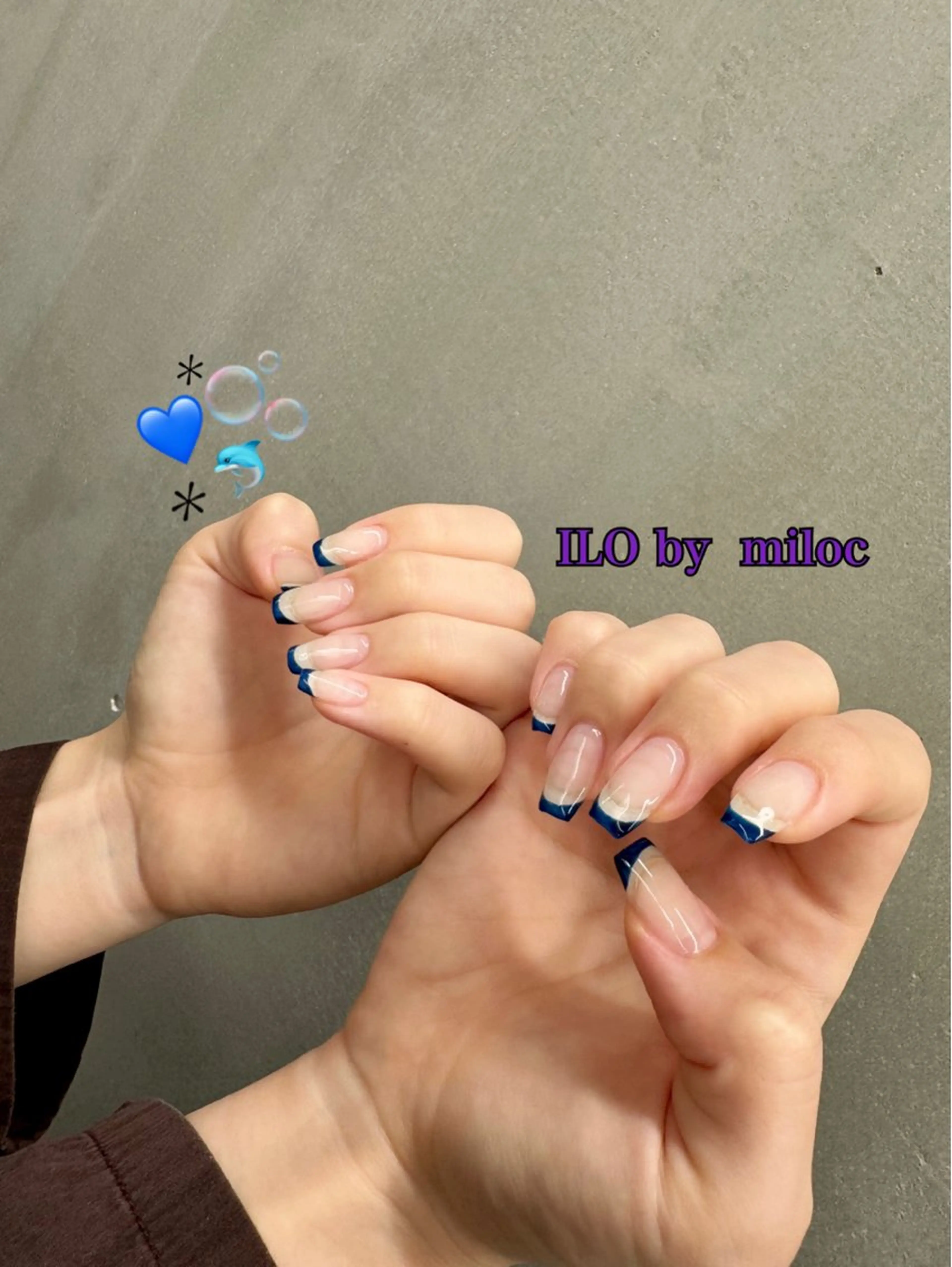 【ネイルモニター】フレンチ（ベースクリア）　オフ込の写真