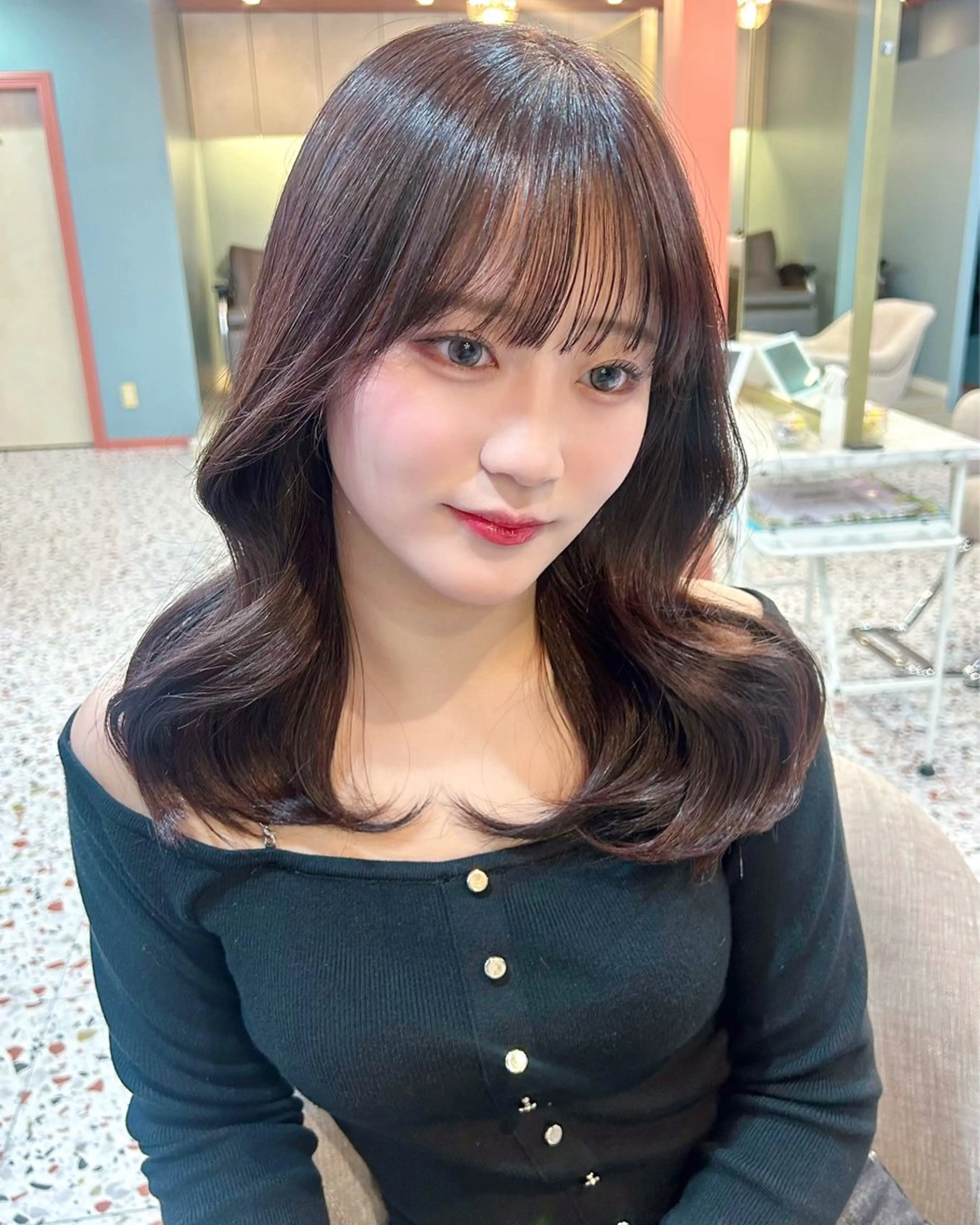 セミロング 透明感カラー🫧 🎀美帆のヘアスタイル