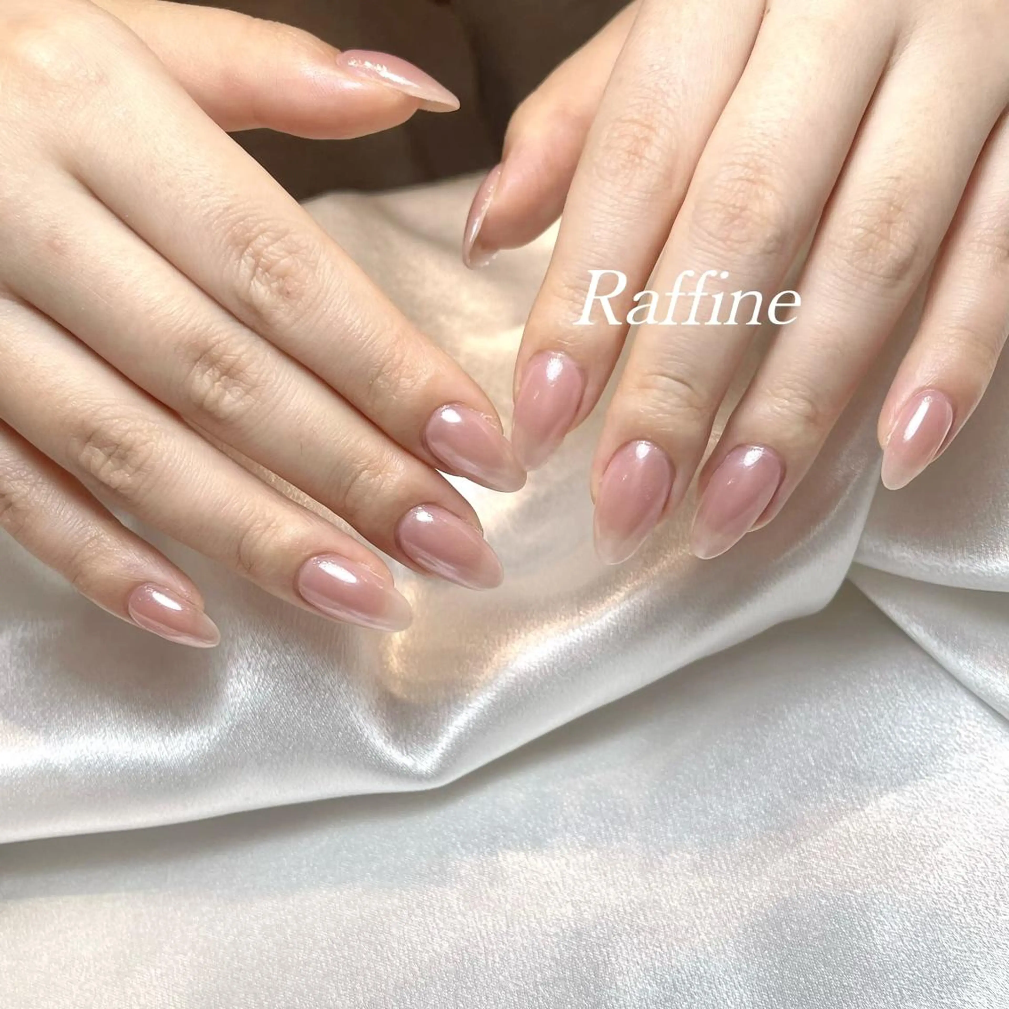 ネイル RAFFINE 月🦋🩵のネイルデザイン