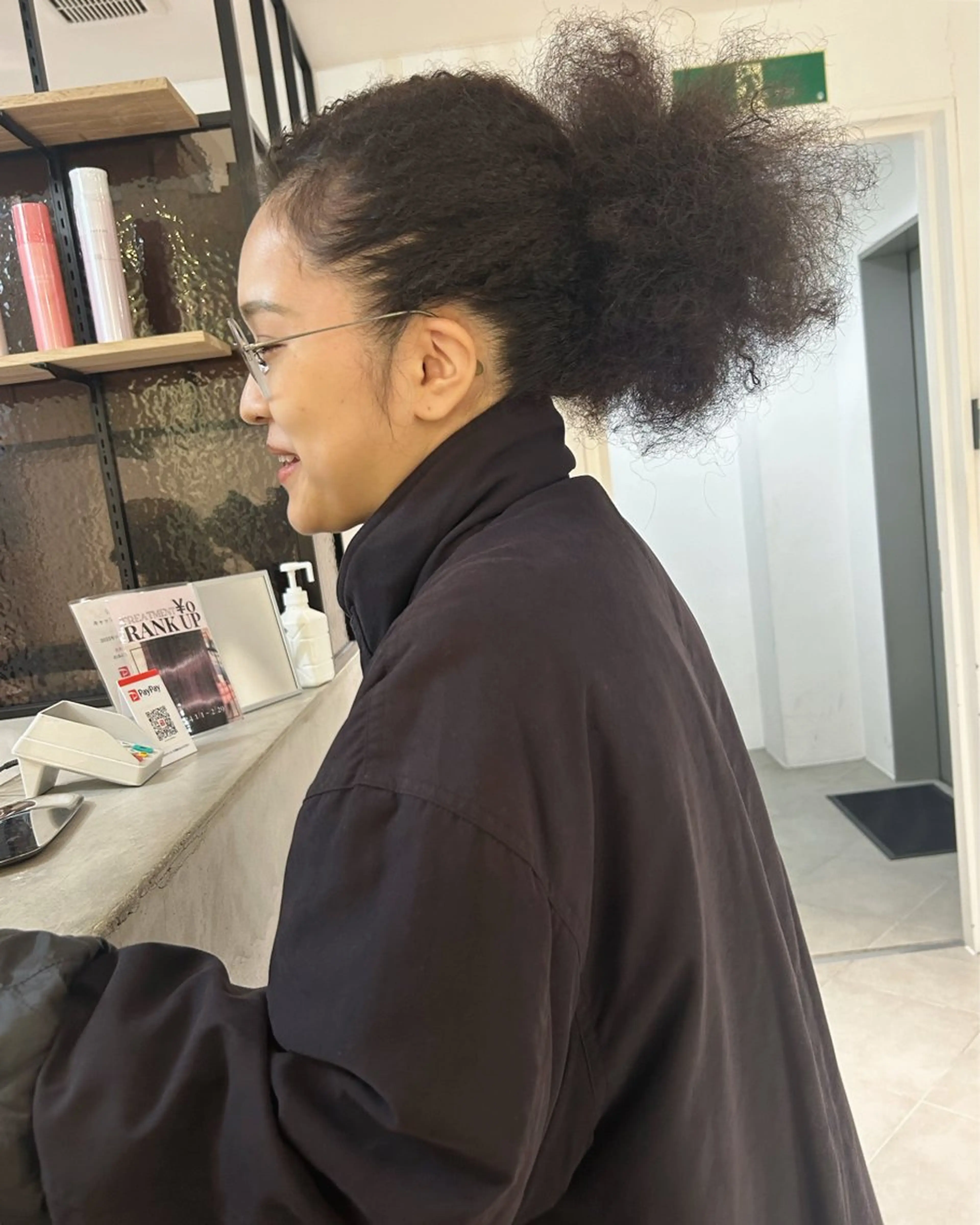 ロング パーマ カット パーマ トリートメント Loom.所属・村上雅人 ナチュラルモードのヘアスタイル