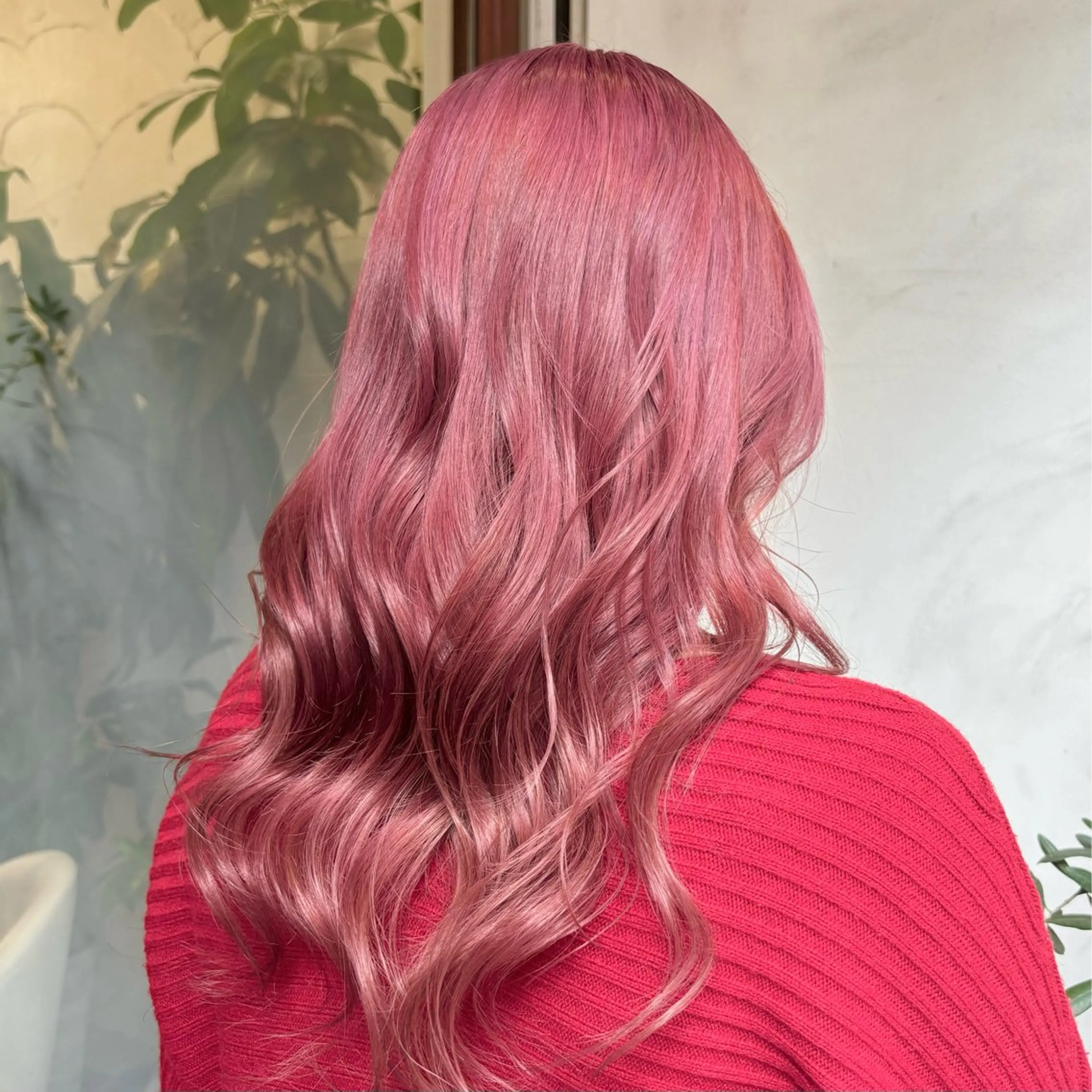ロング 倉爪 歩実のヘアスタイル