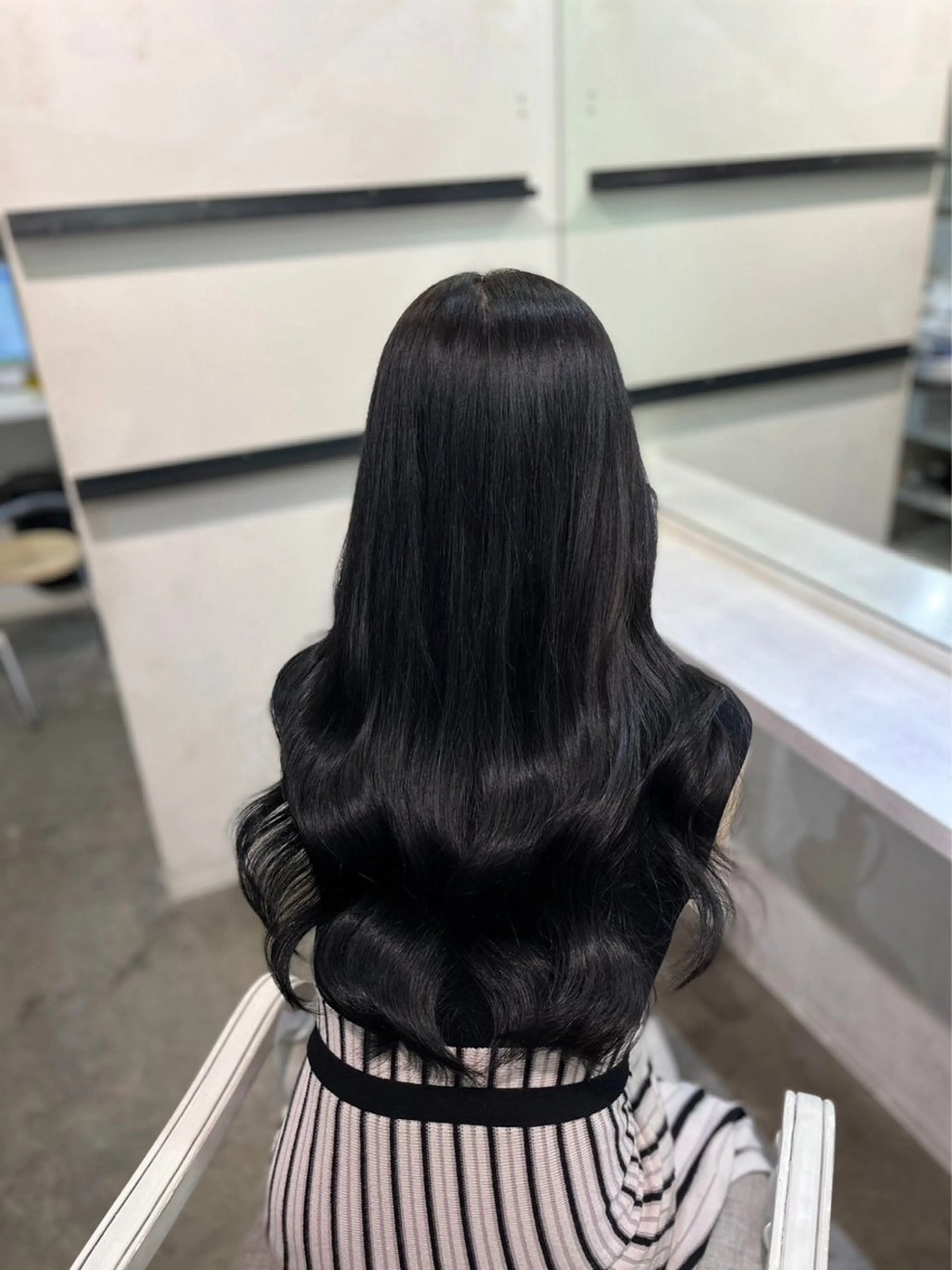 ロング カラー ベージュカラー ブリーチ ダブルカラー 顔周りカット 髪質改善 カット ヘアカラー トリートメント 京都韓国ヘア🇰🇷 /髪質改善/レイヤーのヘアスタイル