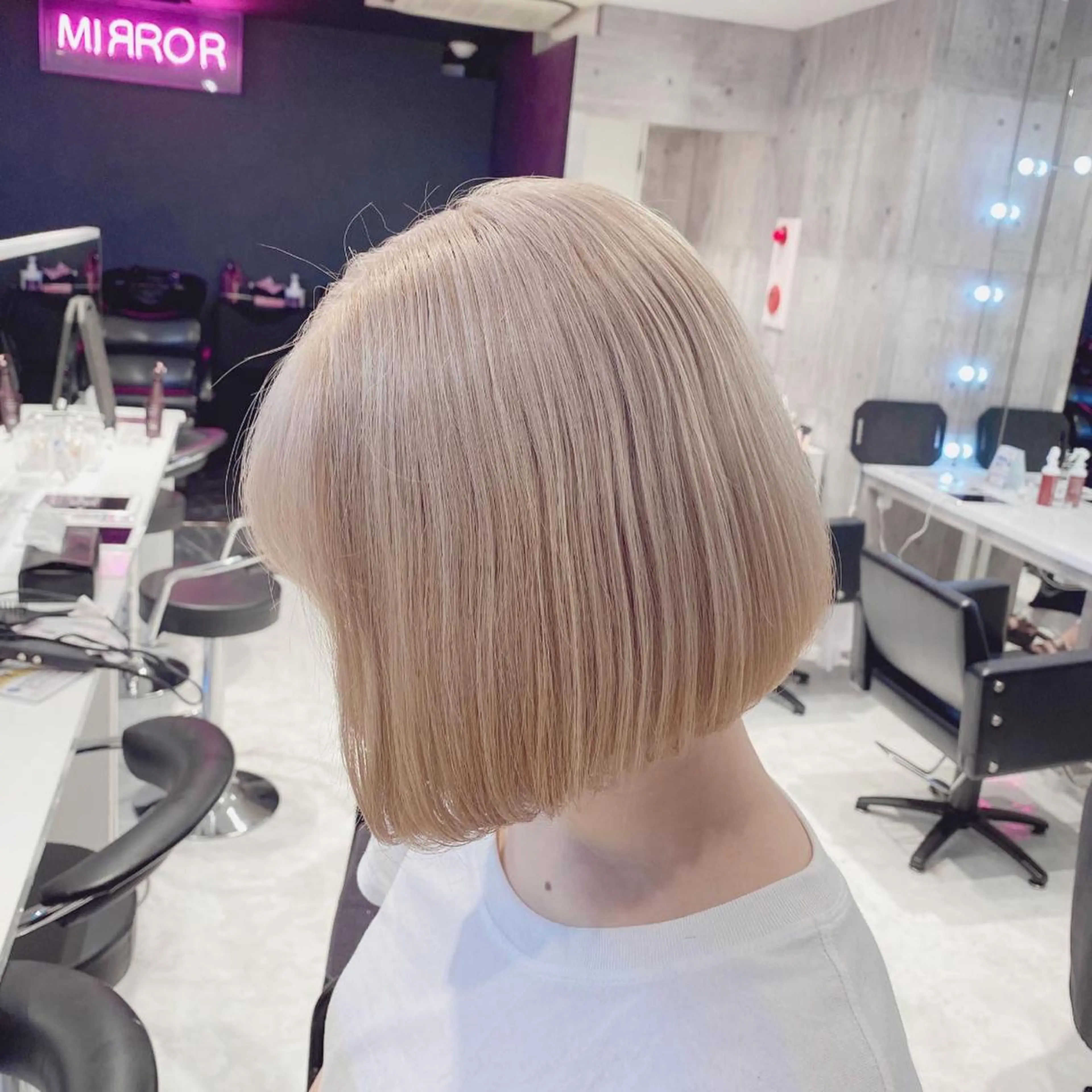 ショート 🩵ムラ修正ブリーチ 🩵 YUUのヘアスタイル