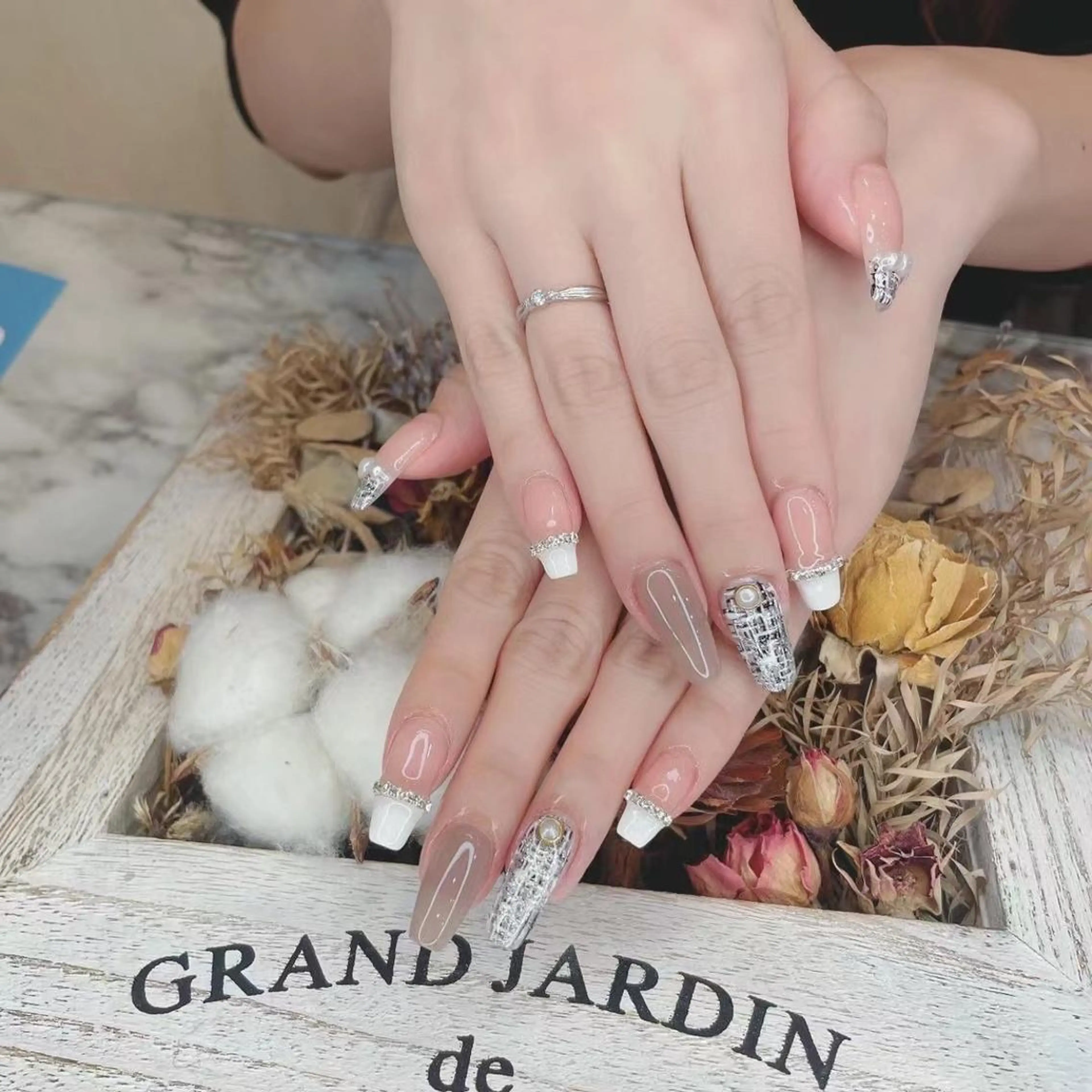 ネイル ツイードネイル Babarla Nailのネイルデザイン