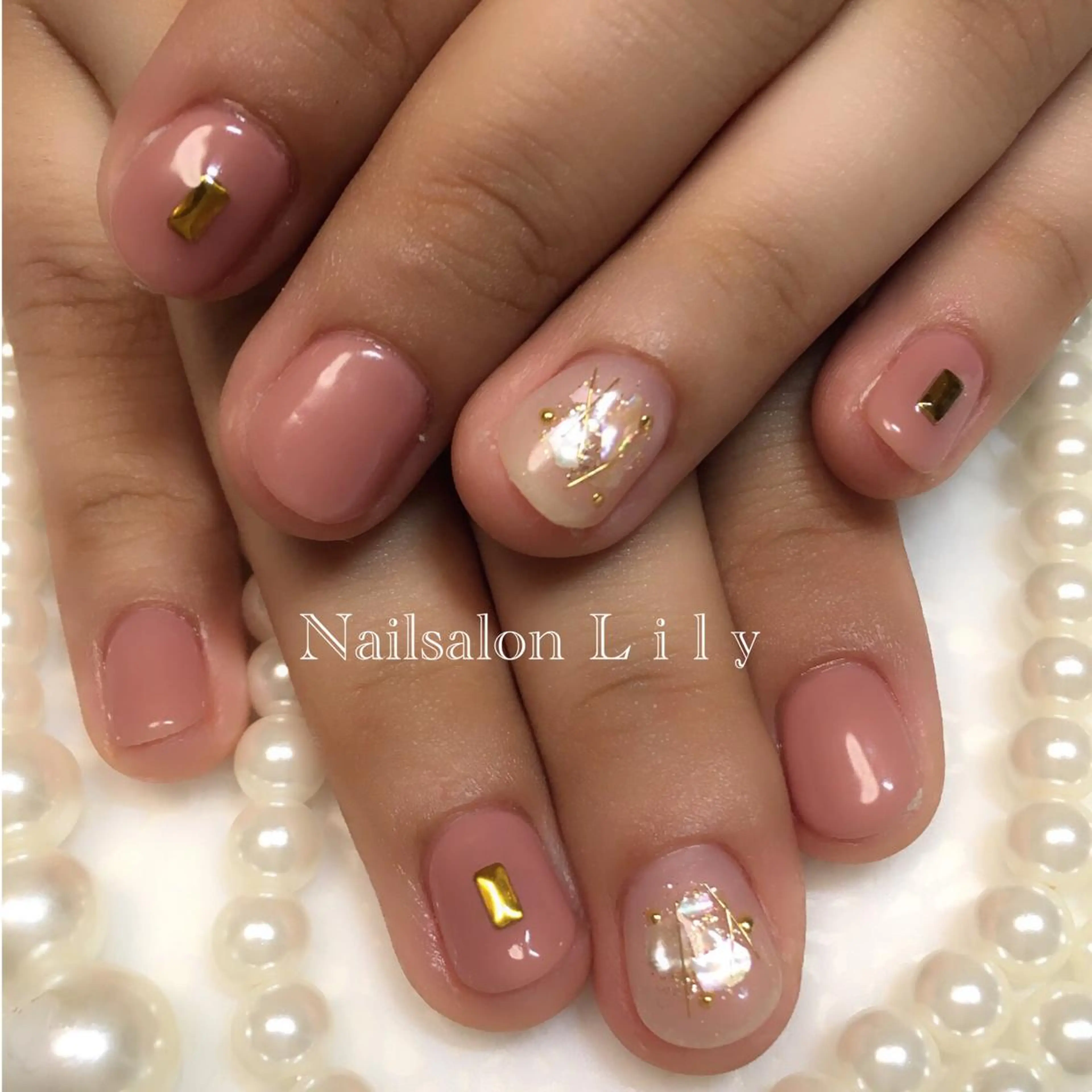 ネイル Nailsalon Lilyのネイルデザイン