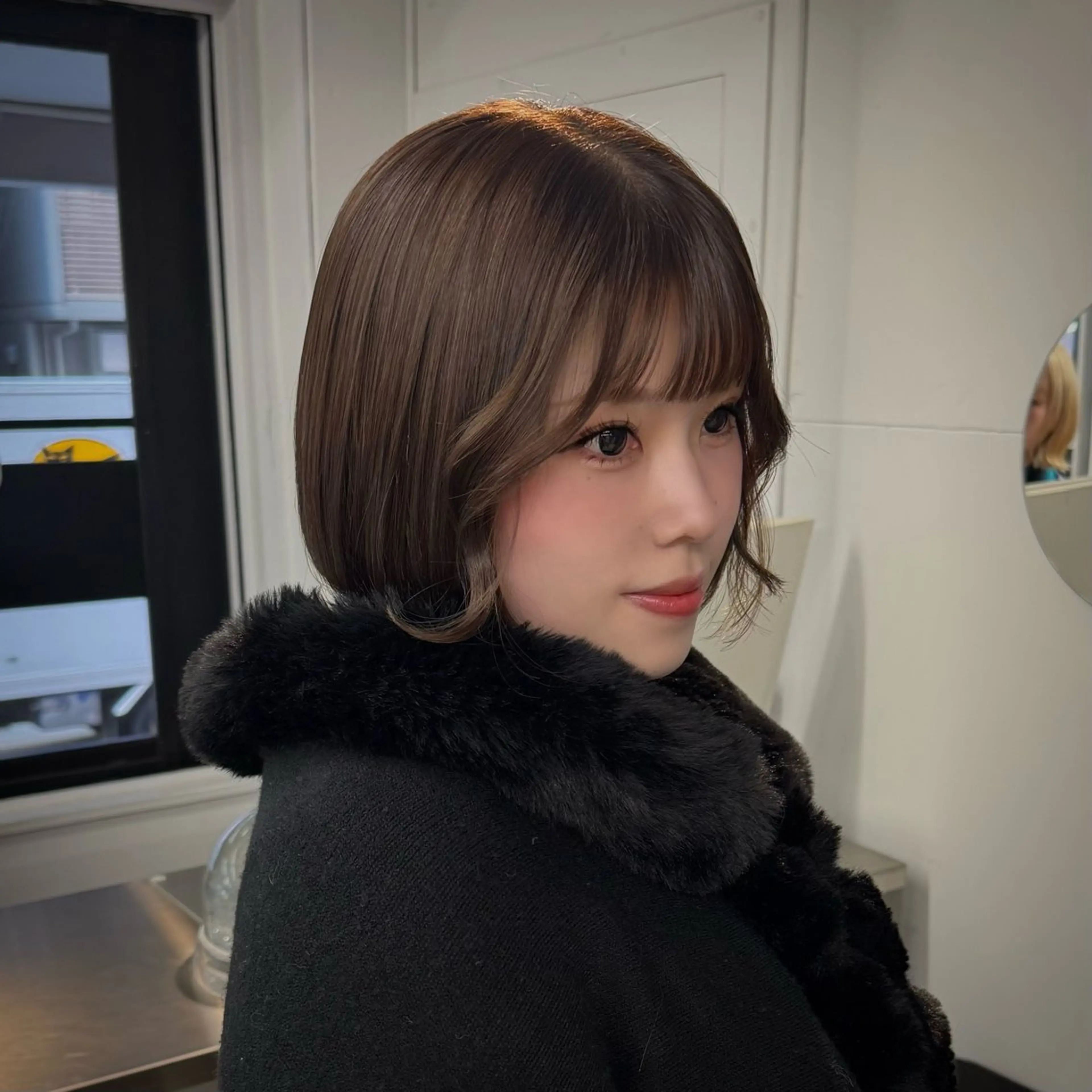 ショート ヘアカラー トリートメント INORI|艶カラ ー|フェイスレイヤーのヘアスタイル