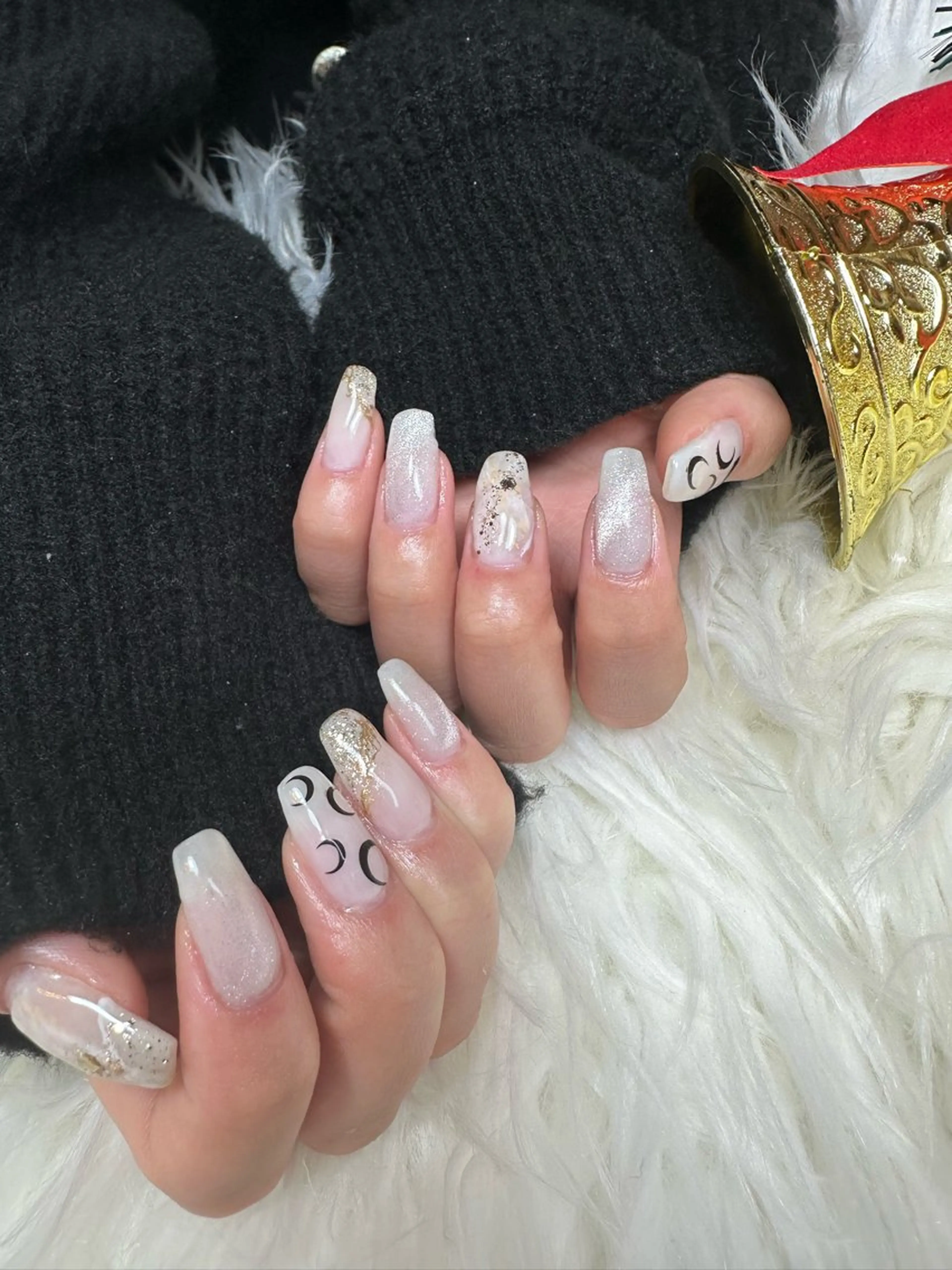 ネイル マグネットネイル ニュアンスネイル ホワイト ハンドネイル abuuuuu nailsのネイルデザイン