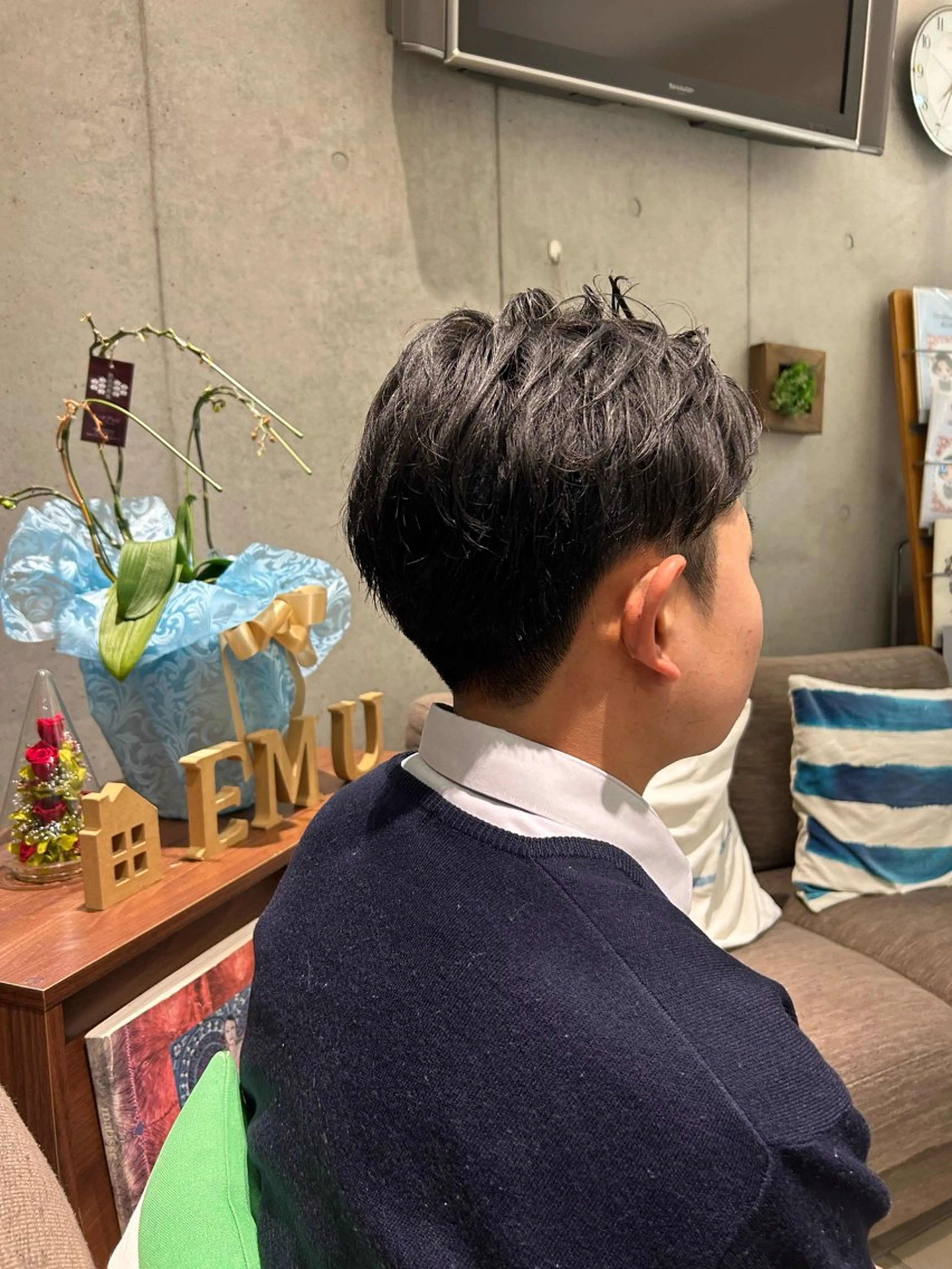 メンズ センターパート マッシュ 💫ブリーチカラー 鈴木美菜実💫のヘアスタイル