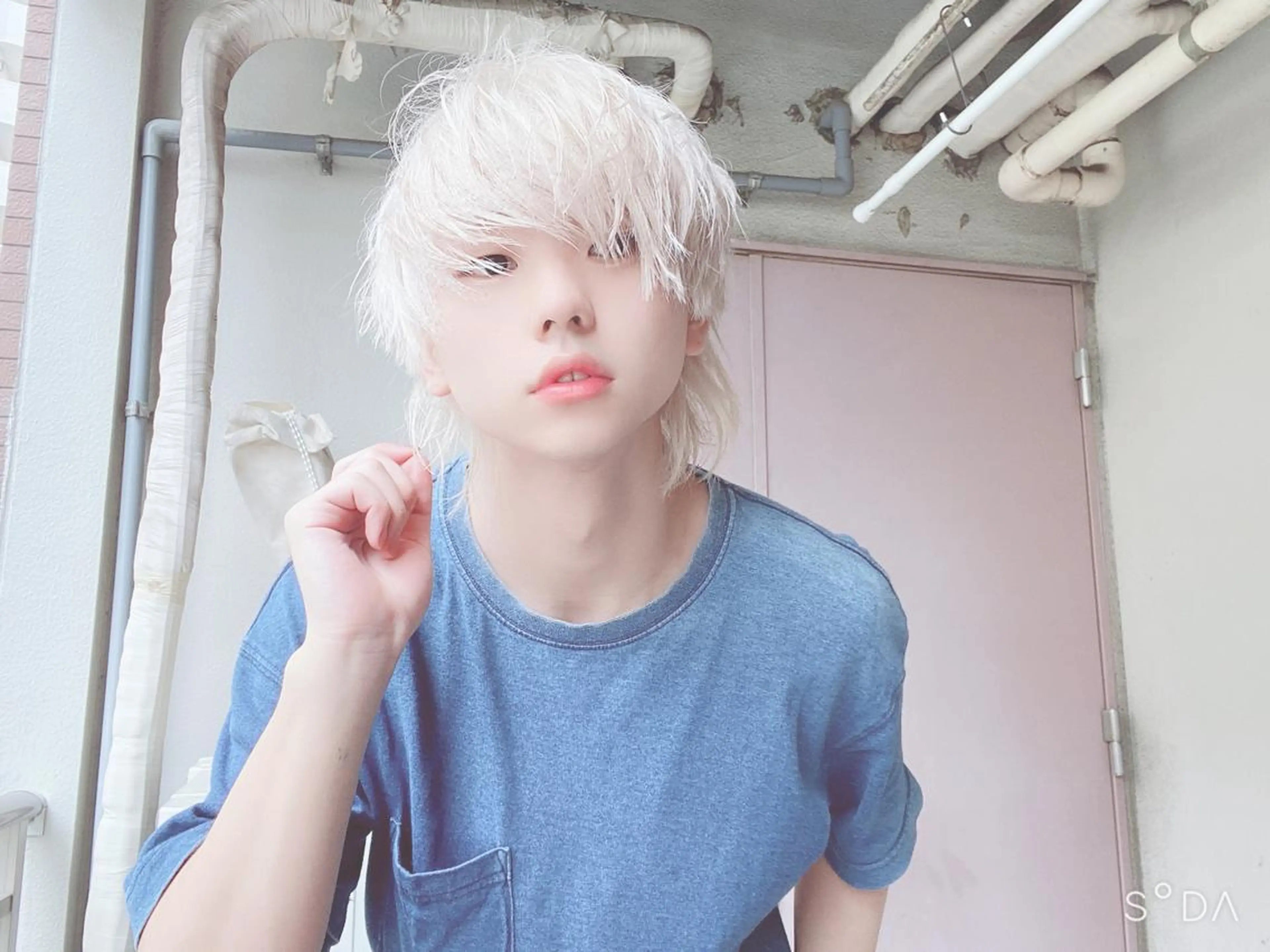 ミディアム カラー パーマ ヘアアレンジ メンズ メンズバレイヤージュ メンズブリーチ メンズハイトーン バレイヤージュ ベージュカラー ヘアカラー ⚠️激安ブリーチで 後悔してる方へ⚠️のヘアスタイル