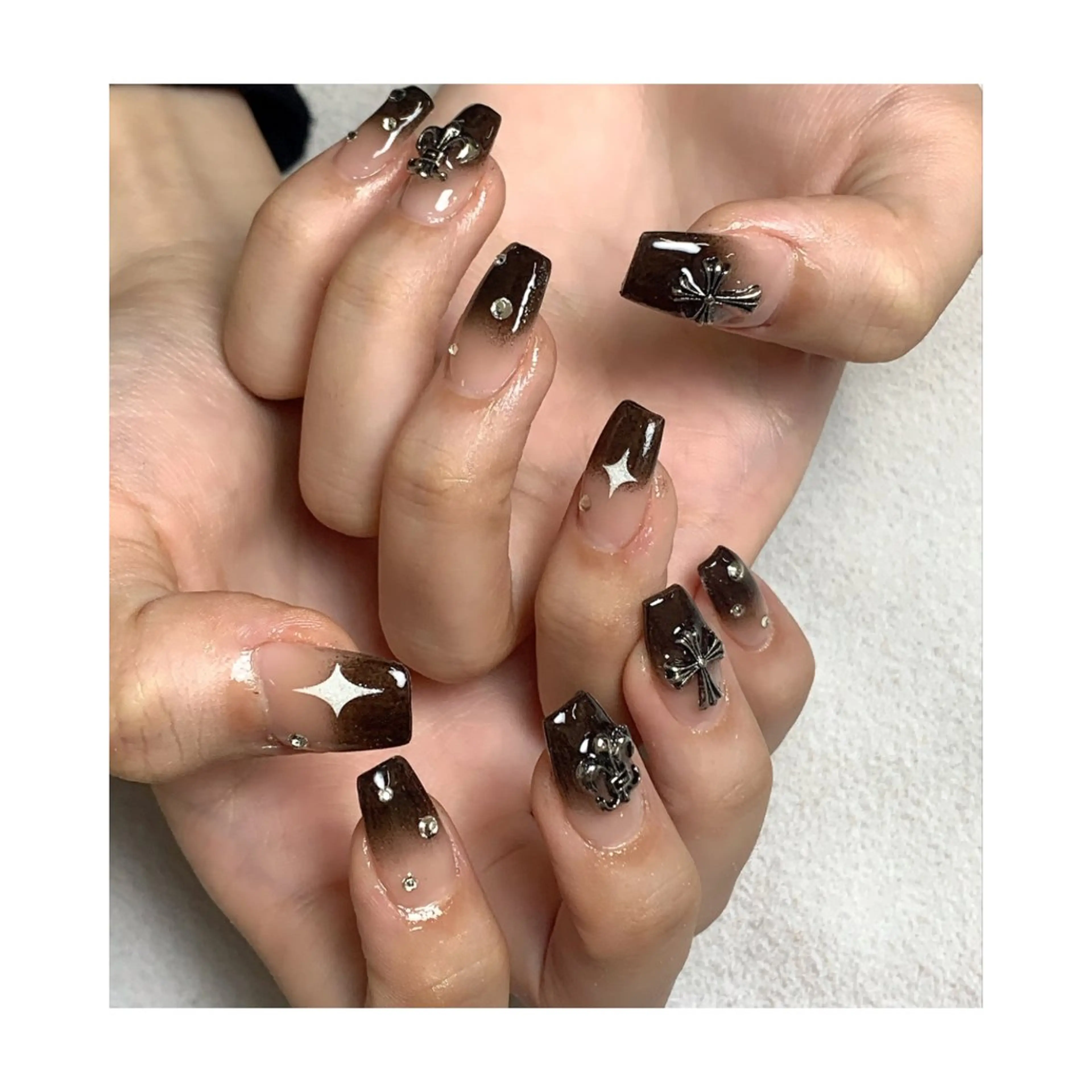 ネイル ハンドネイル KARMA salonのネイルデザイン