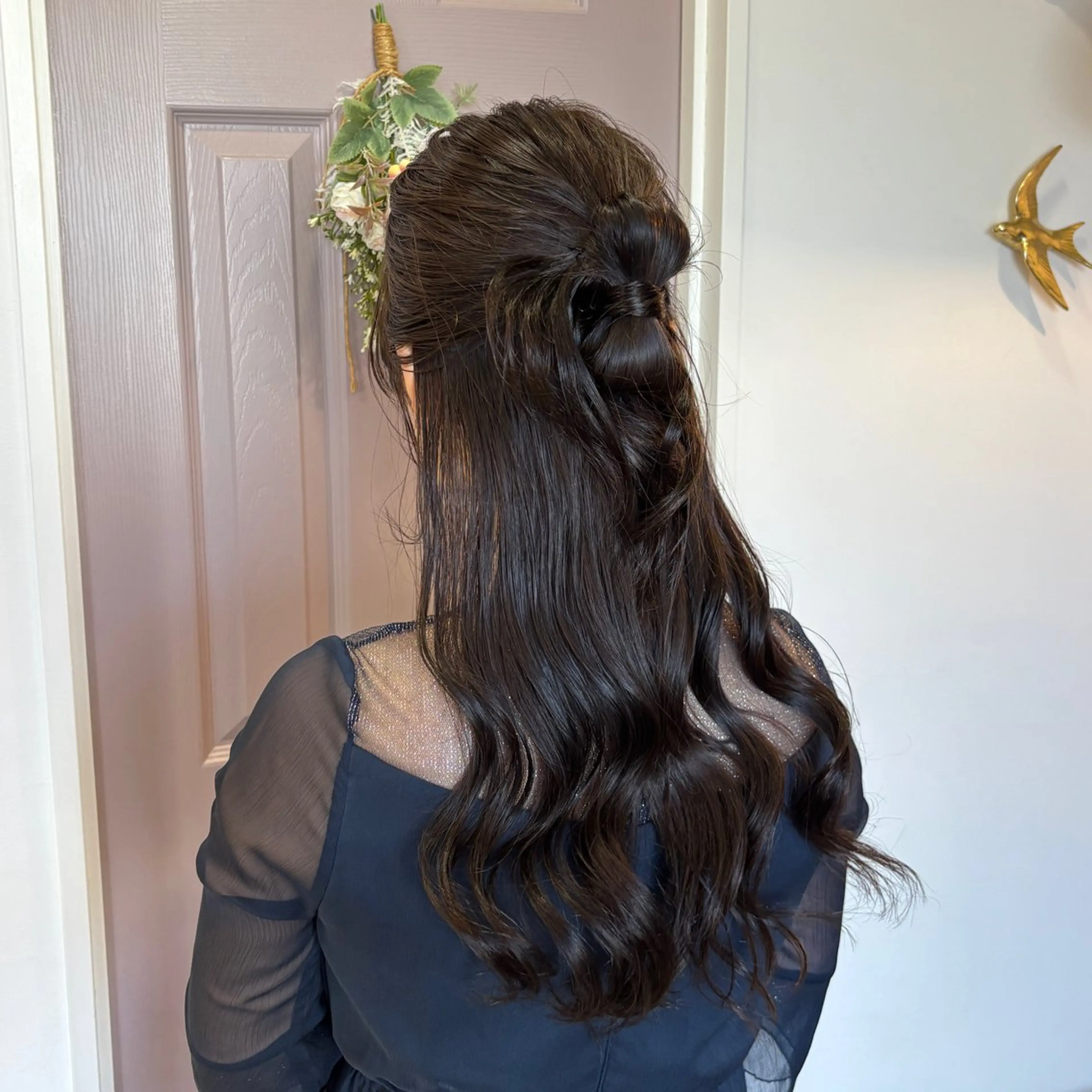 ロング ヘアアレンジ 上村 七海のヘアスタイル