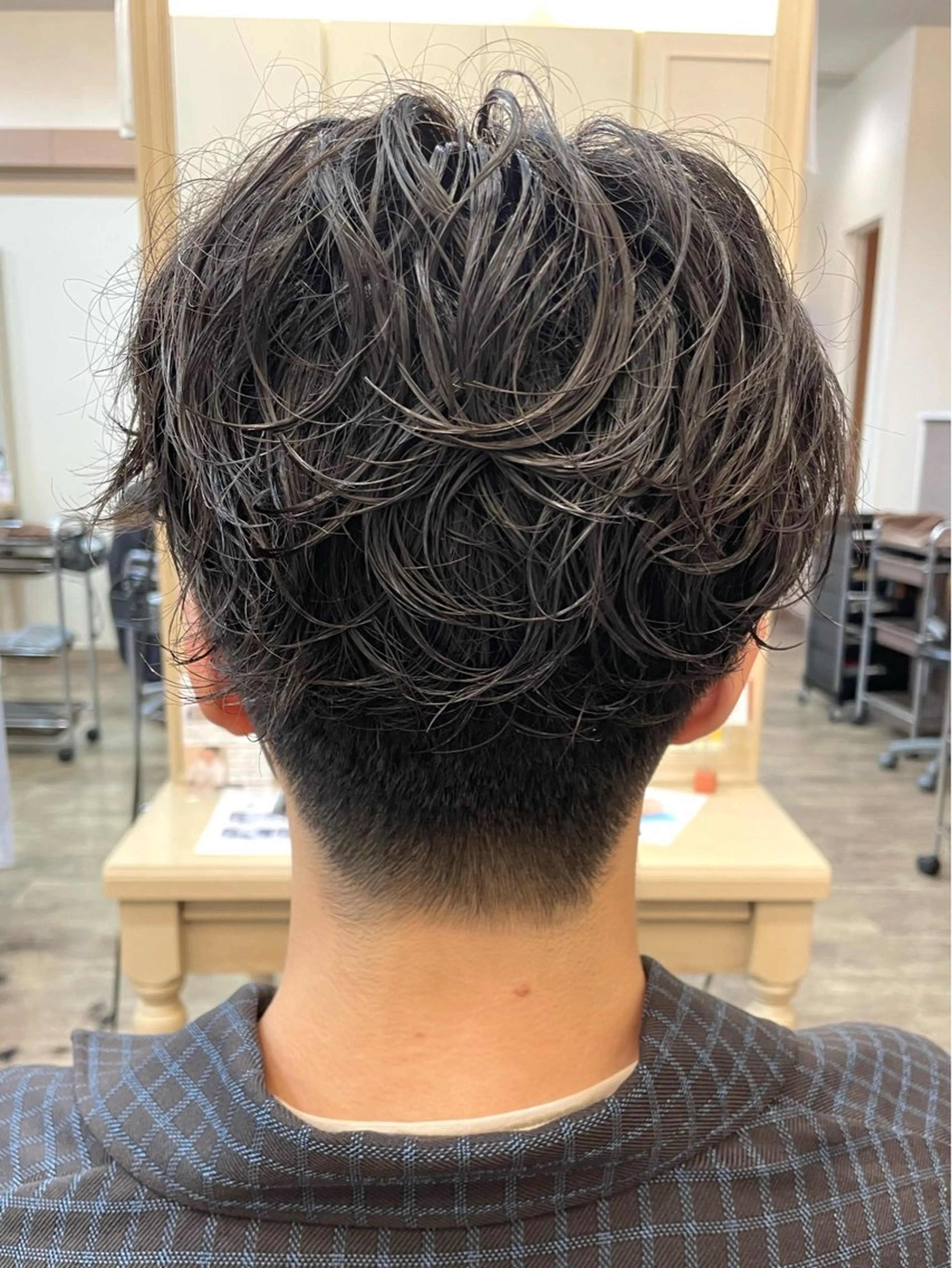 ショート パーマ メンズ カット パーマ メンズパーマ🌀/ 中村郁未のヘアスタイル