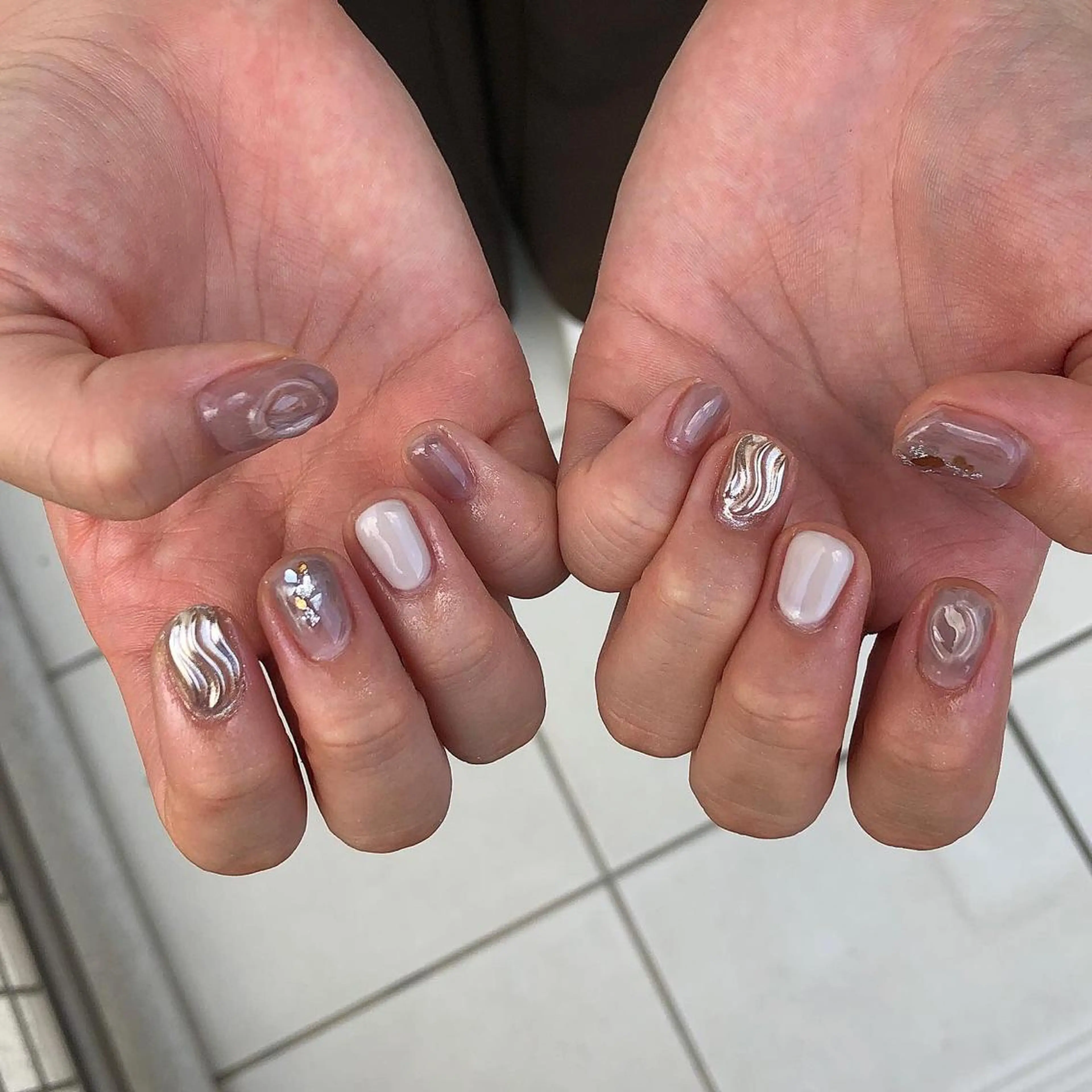 ネイル ハンドネイル émus nail Mamiのネイルデザイン