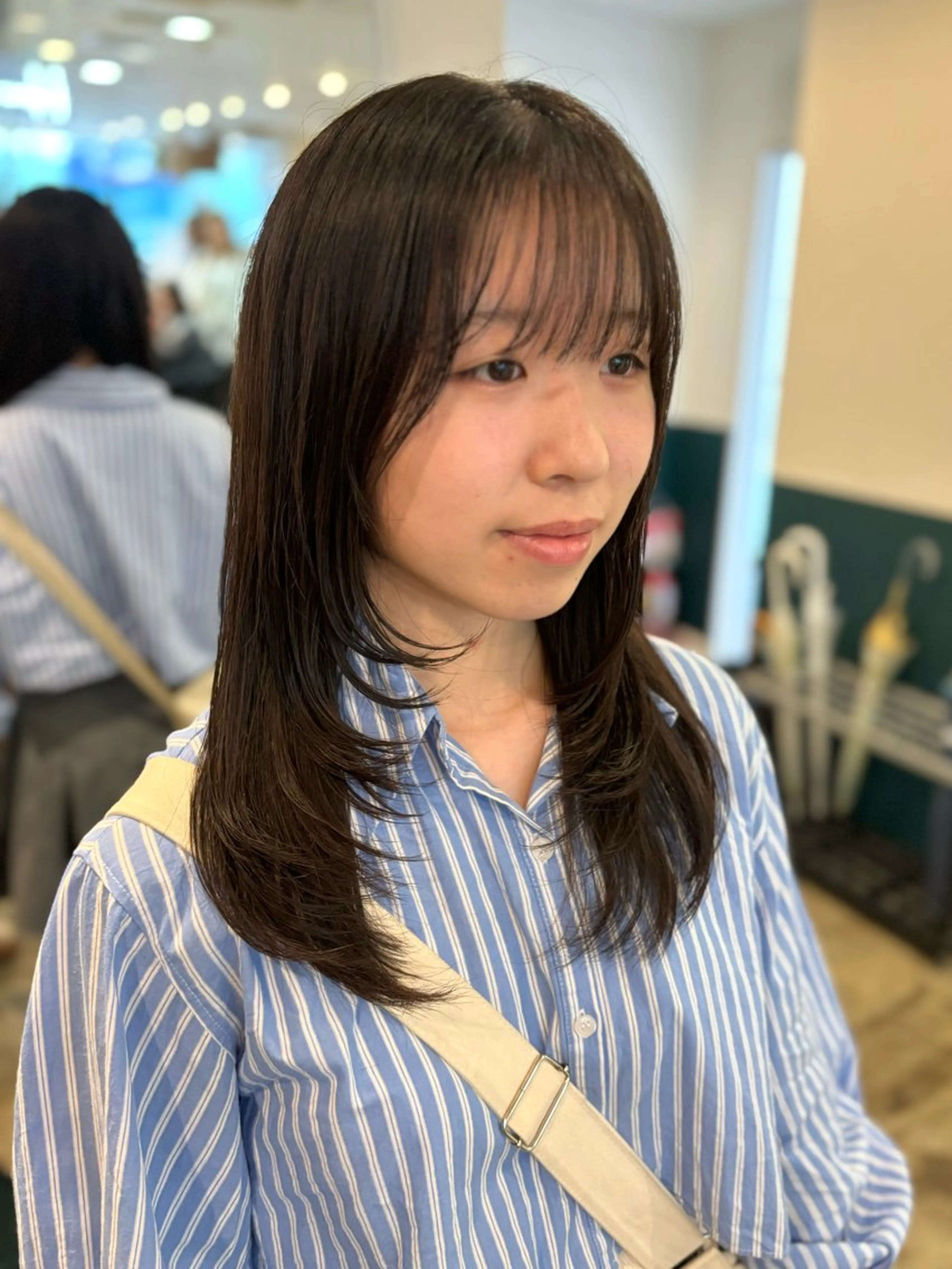 セミロング レイヤーカット ☁️RIKA☁️ @ri2_____bのヘアスタイル