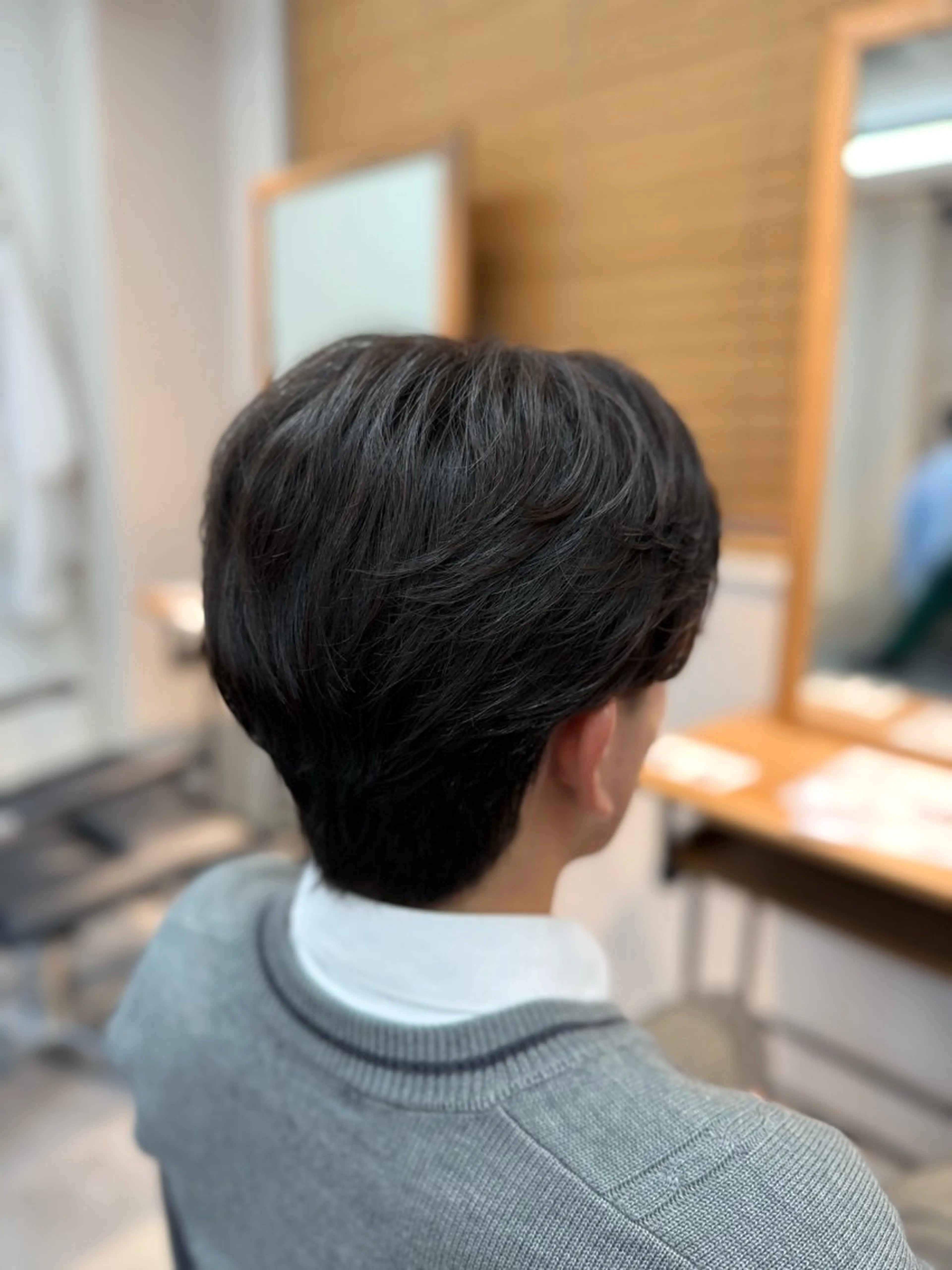 メンズ センターパート ダウンパーマ フェザーパーマ メンズ韓国風 メンズパーマ カット パーマ ダウンパーマ/メンズ パーマ/千葉駅/下田のヘアスタイル