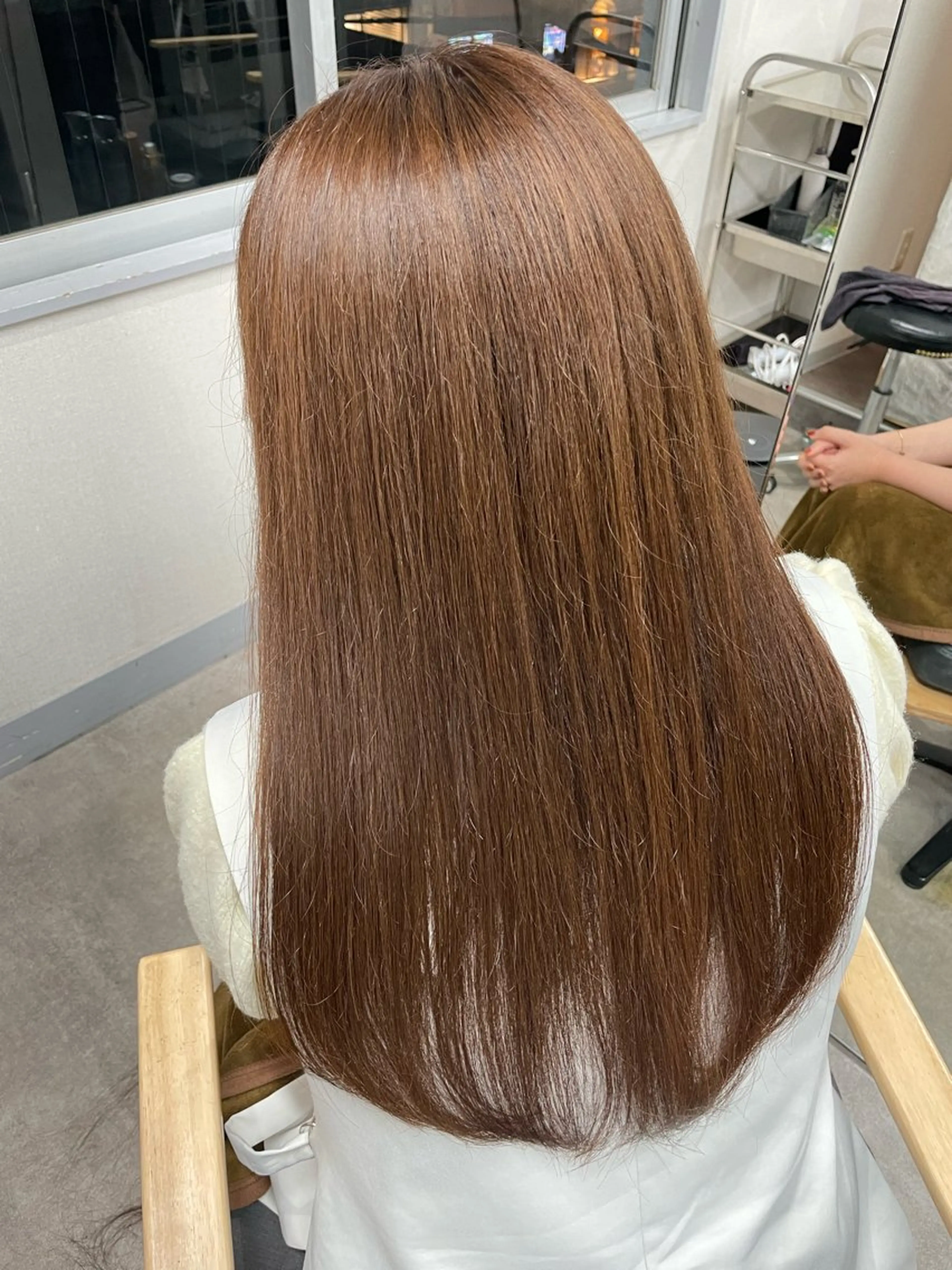 セミロング カラー ヘアカラー トリートメント ヘッドスパ Qin shaire salon 原宿店所属・レイヤーカット 韓国ヘアayameのヘアスタイル