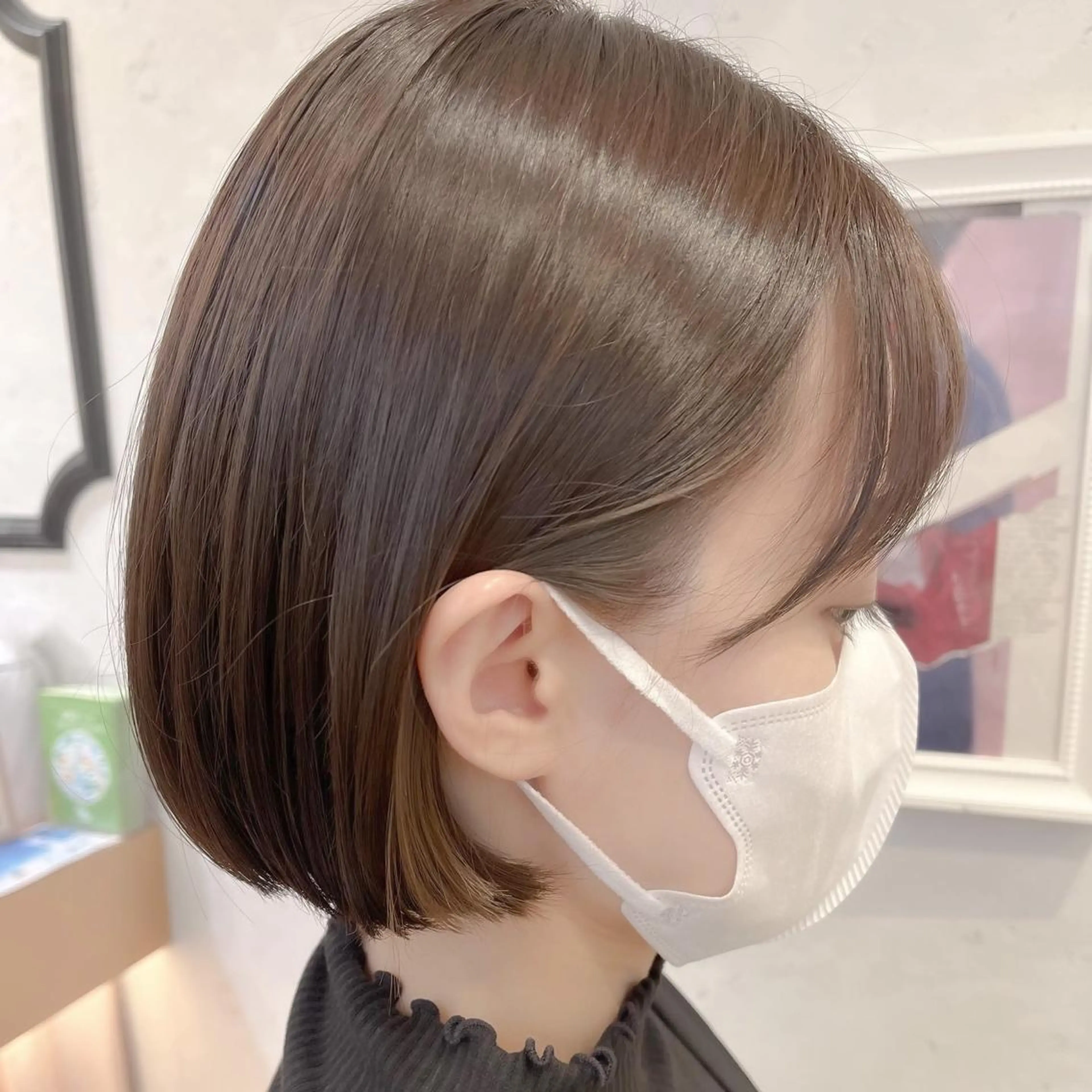 ショート ボブ 透明感カラー│ レイヤーヘア中居美樹のヘアスタイル