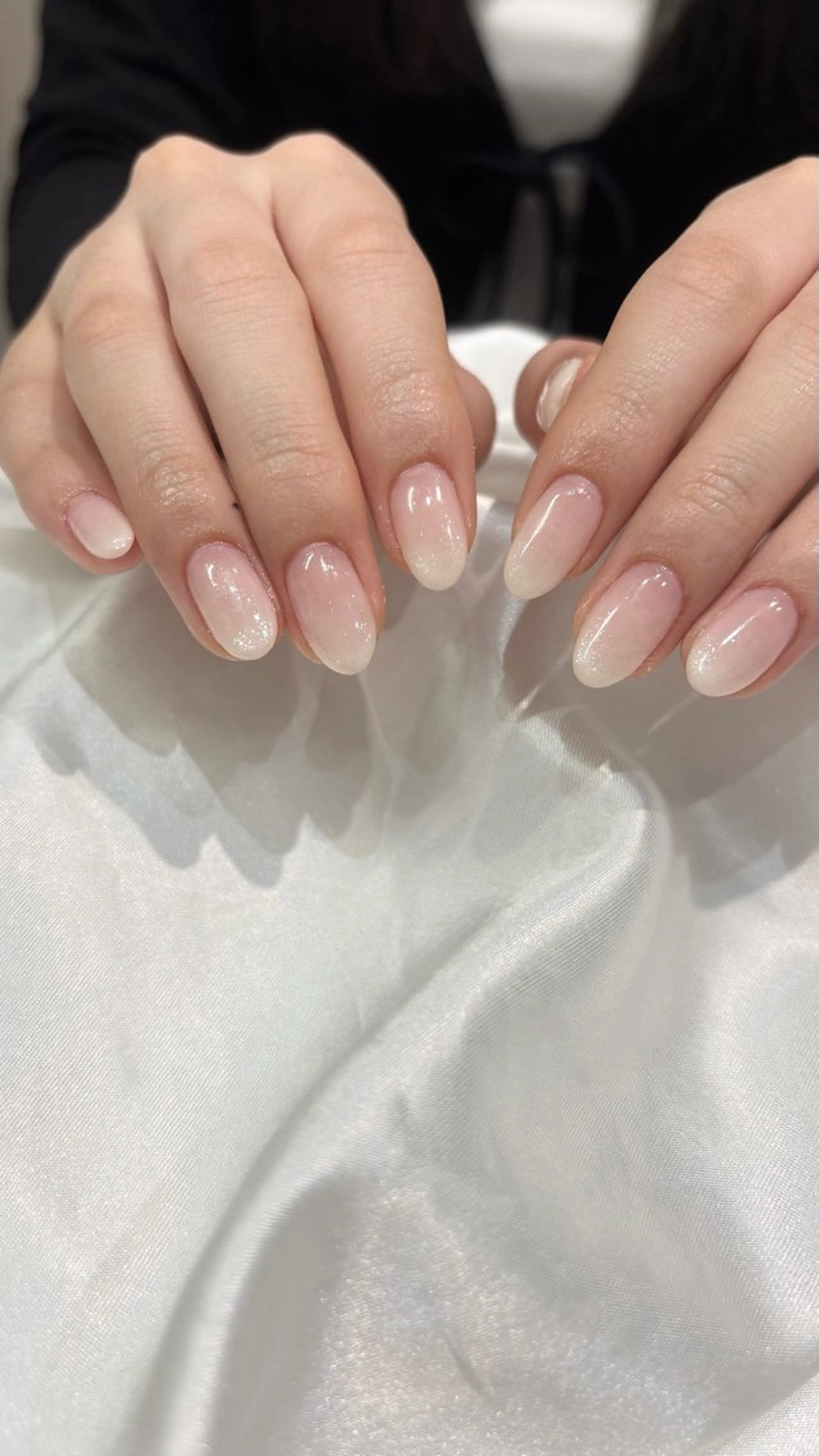 ネイル ハンドネイル GO TODAY SHAiRE SALON 表参道colore店所属・emmi nailのネイルデザイン