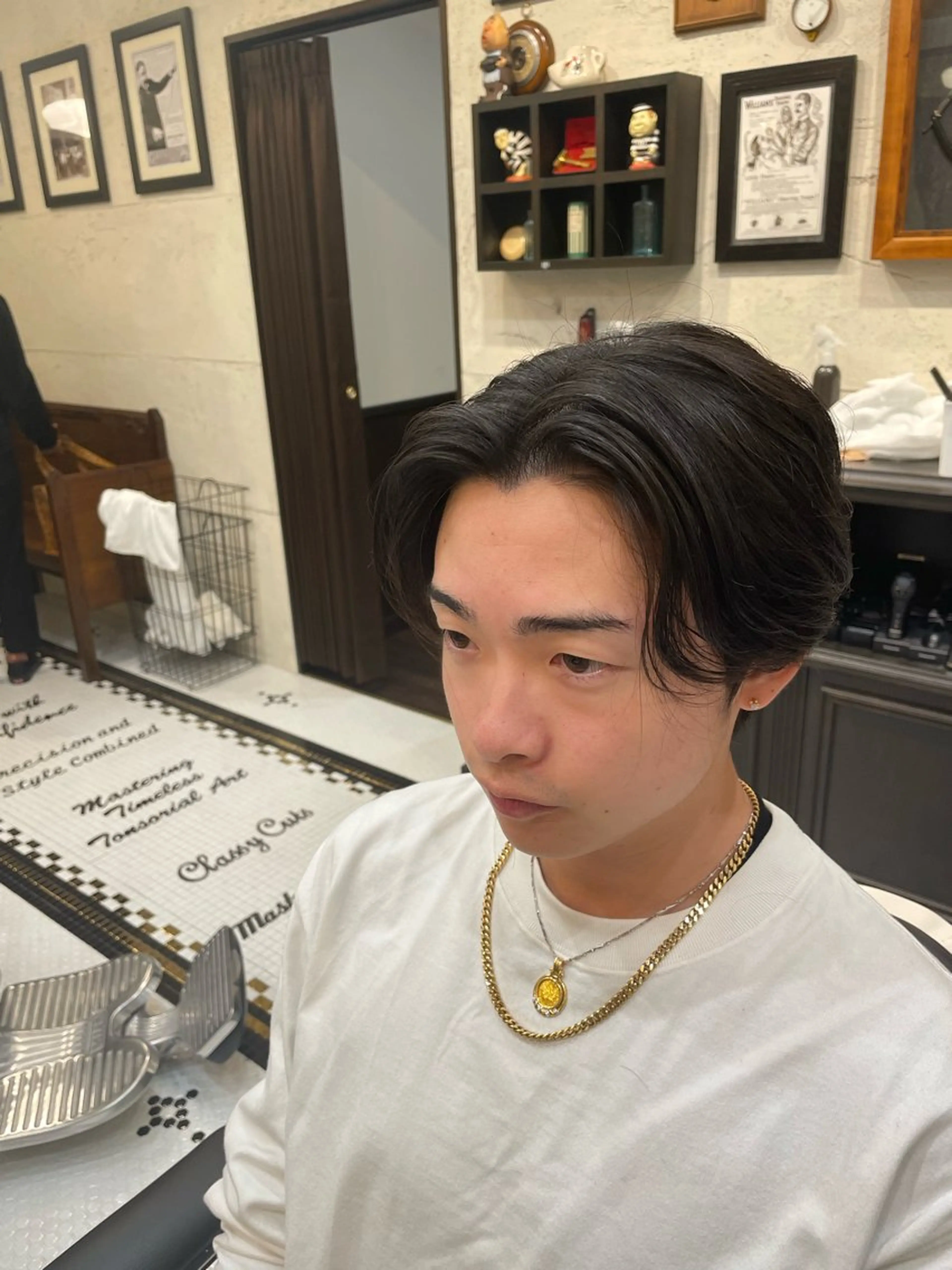 カット【センターパート】の写真
