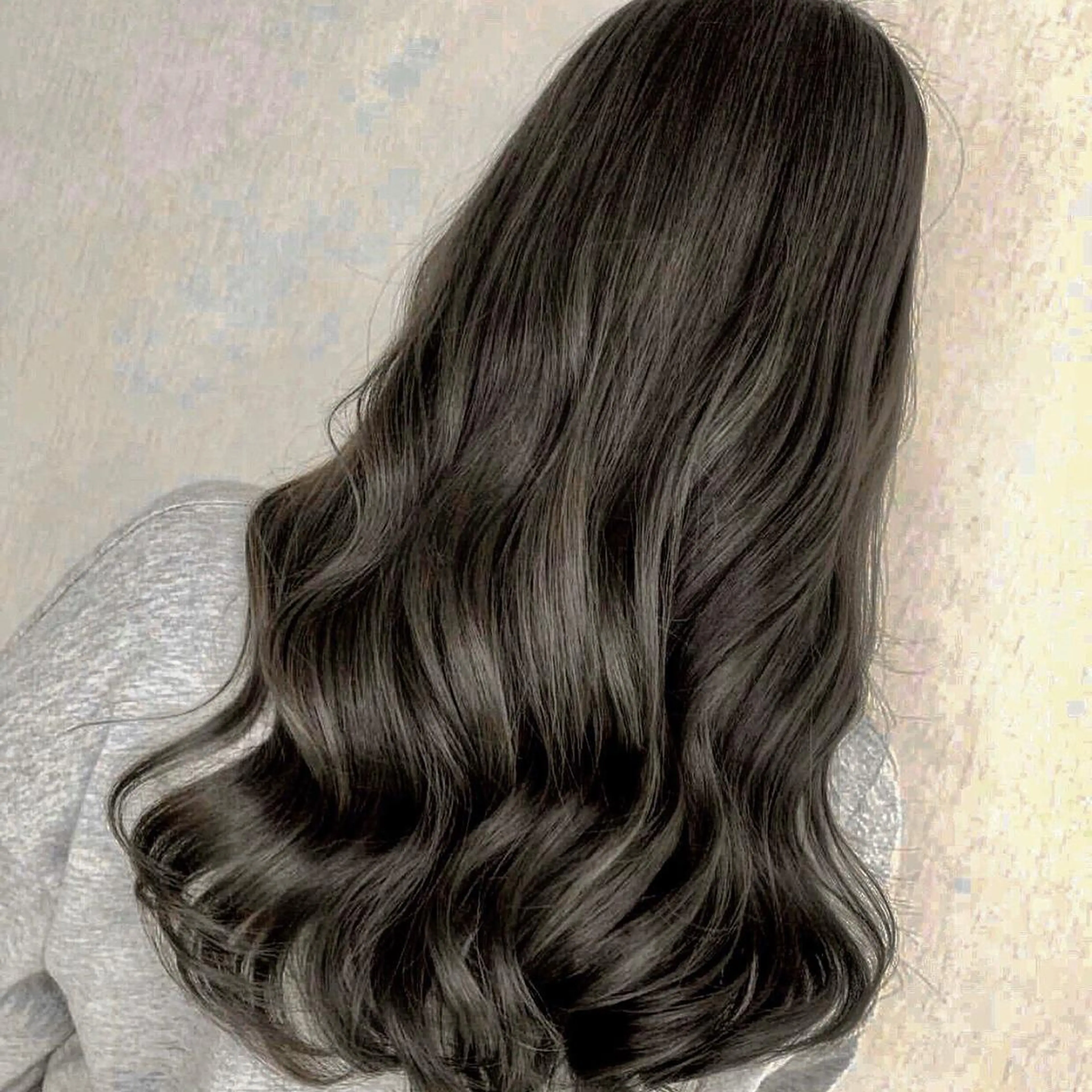 ロング カラー アディクシーカラー バレイヤージュ ベージュカラー ブリーチ ケアブリーチ KAGAMI HIROSHIのヘアスタイル