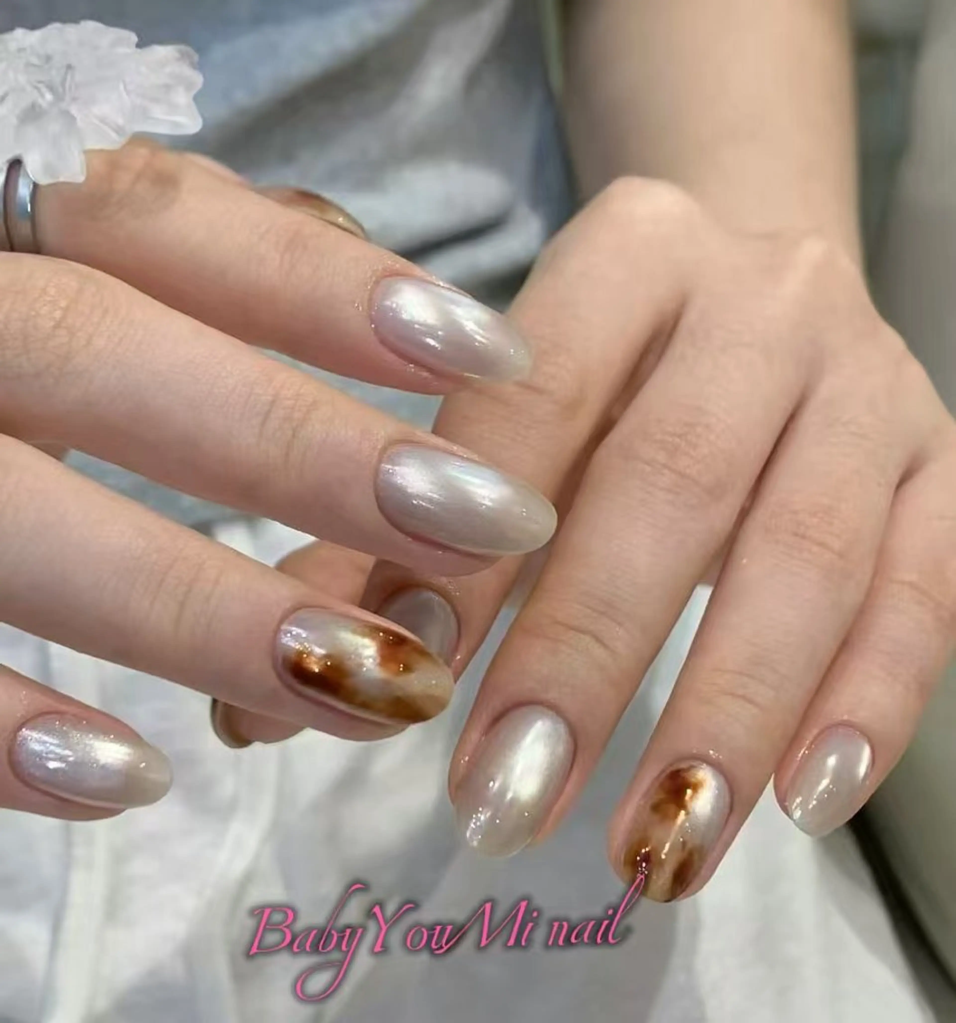 ネイル オーロラネイル フラワーネイル フットネイル フレンチネイル ジェルネイル ハンドネイル BabyYouMi ねねのネイルデザイン