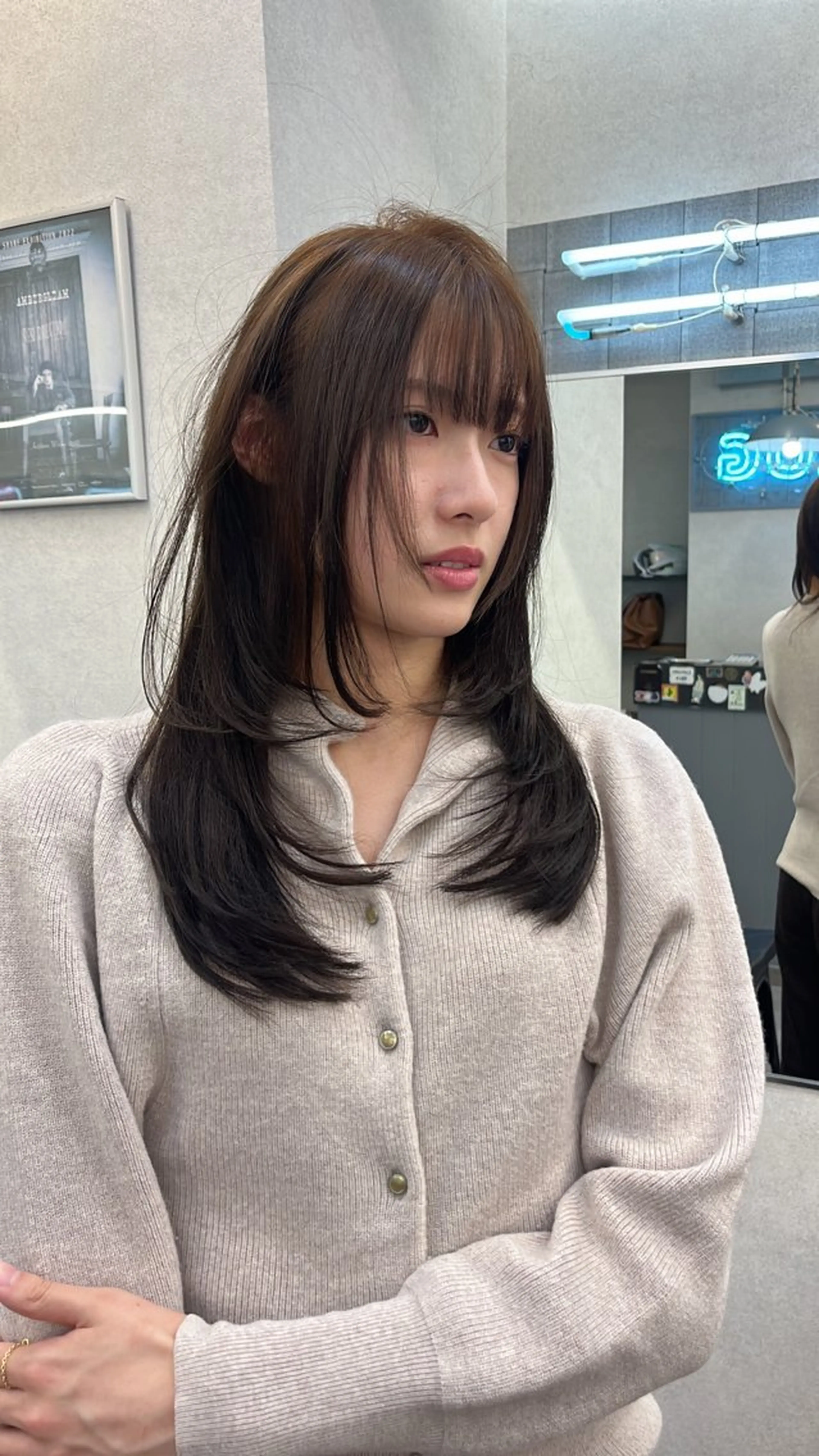 セミロング レイヤーカット L.O.GSHIBUYA所属・酒井 隆斗のヘアスタイル