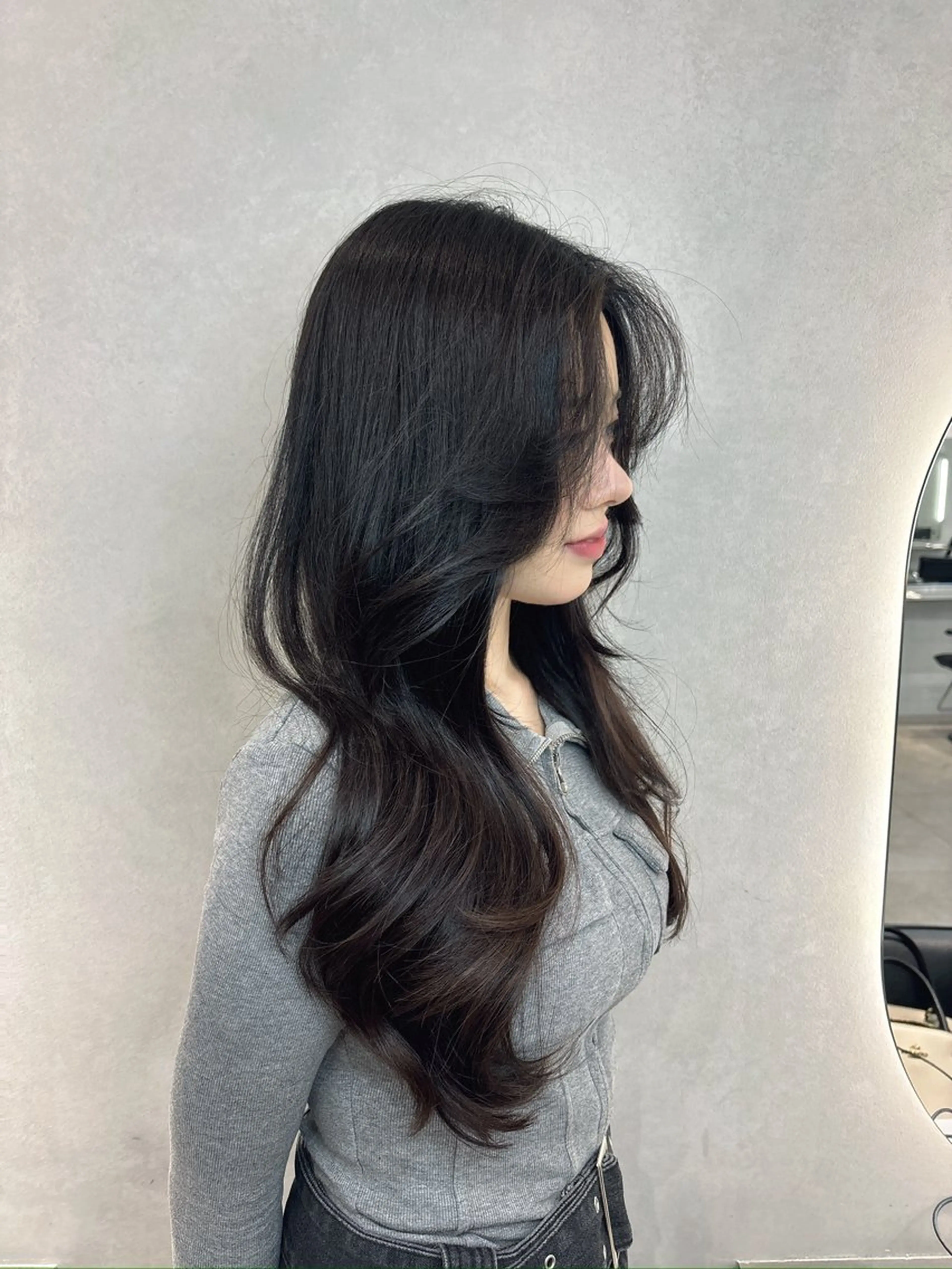 セミロング カット トリートメント emi 韓国ワンホンヘアのヘアスタイル