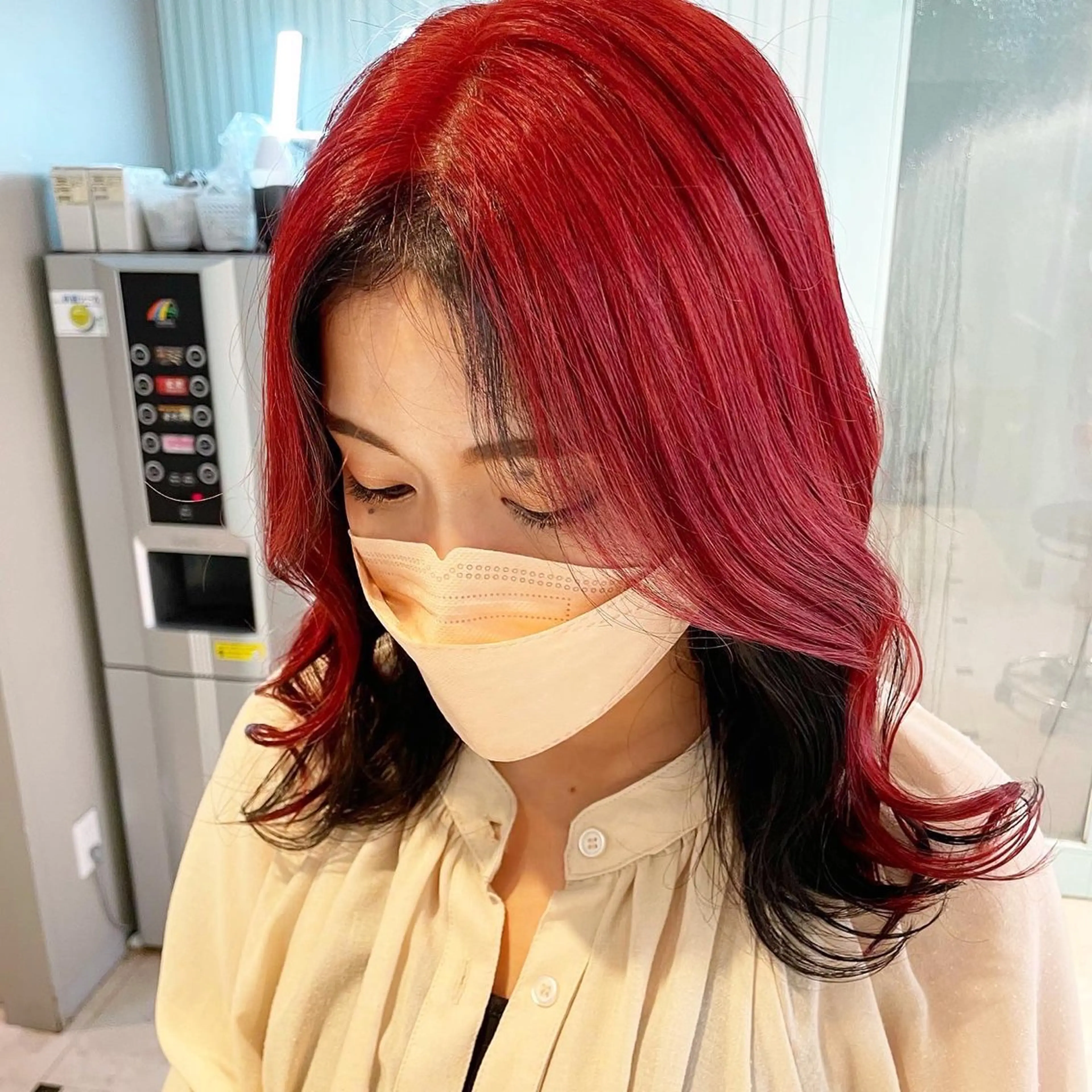 セミロング カラー ヘアカラー トリートメント 🍒ワイン系 ウルフカット🍒拓未のヘアスタイル
