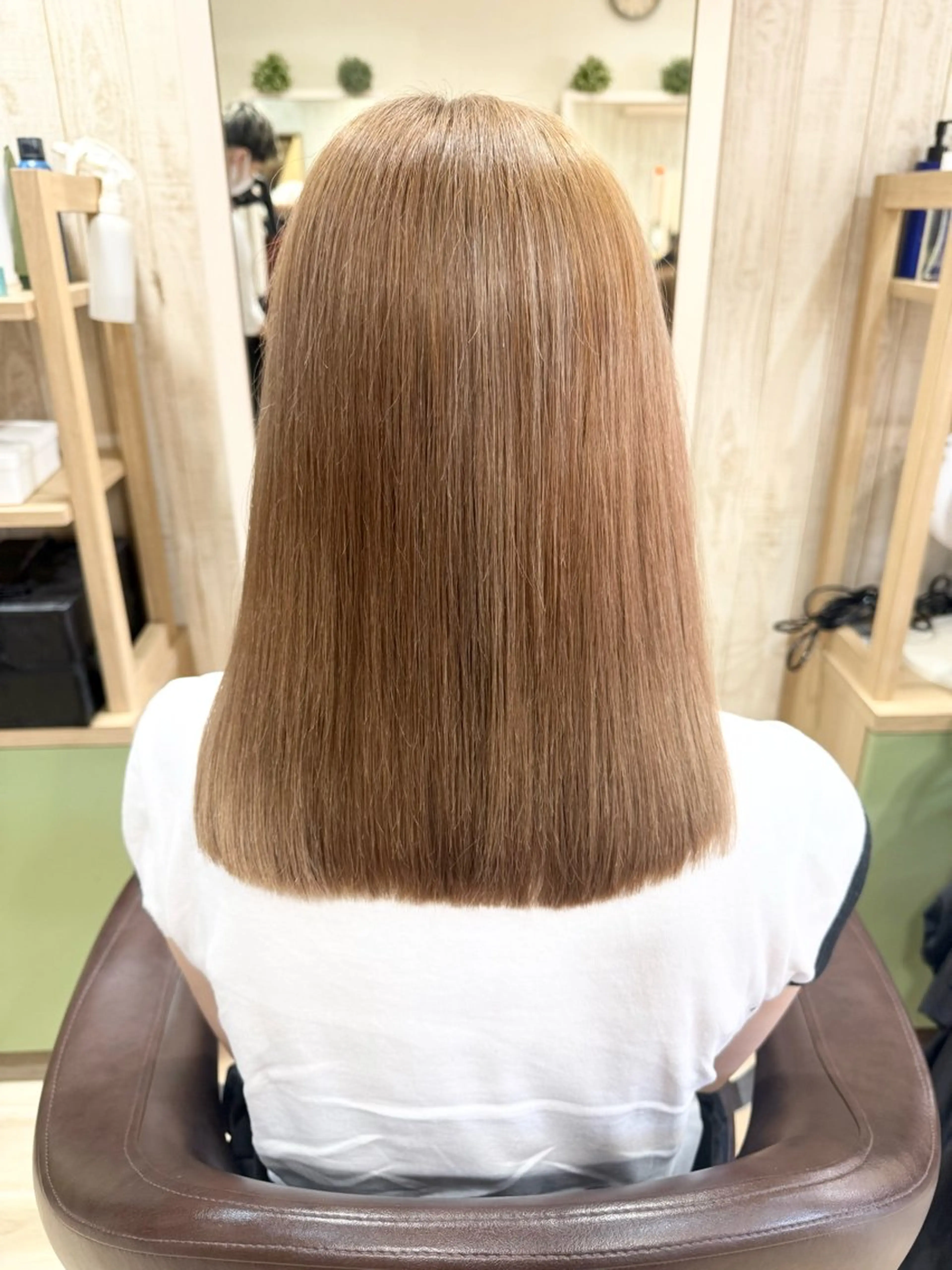 ミディアム カラー 🌺ハイトーン🌺 矢葺 なぎさ🌺🌺のヘアスタイル