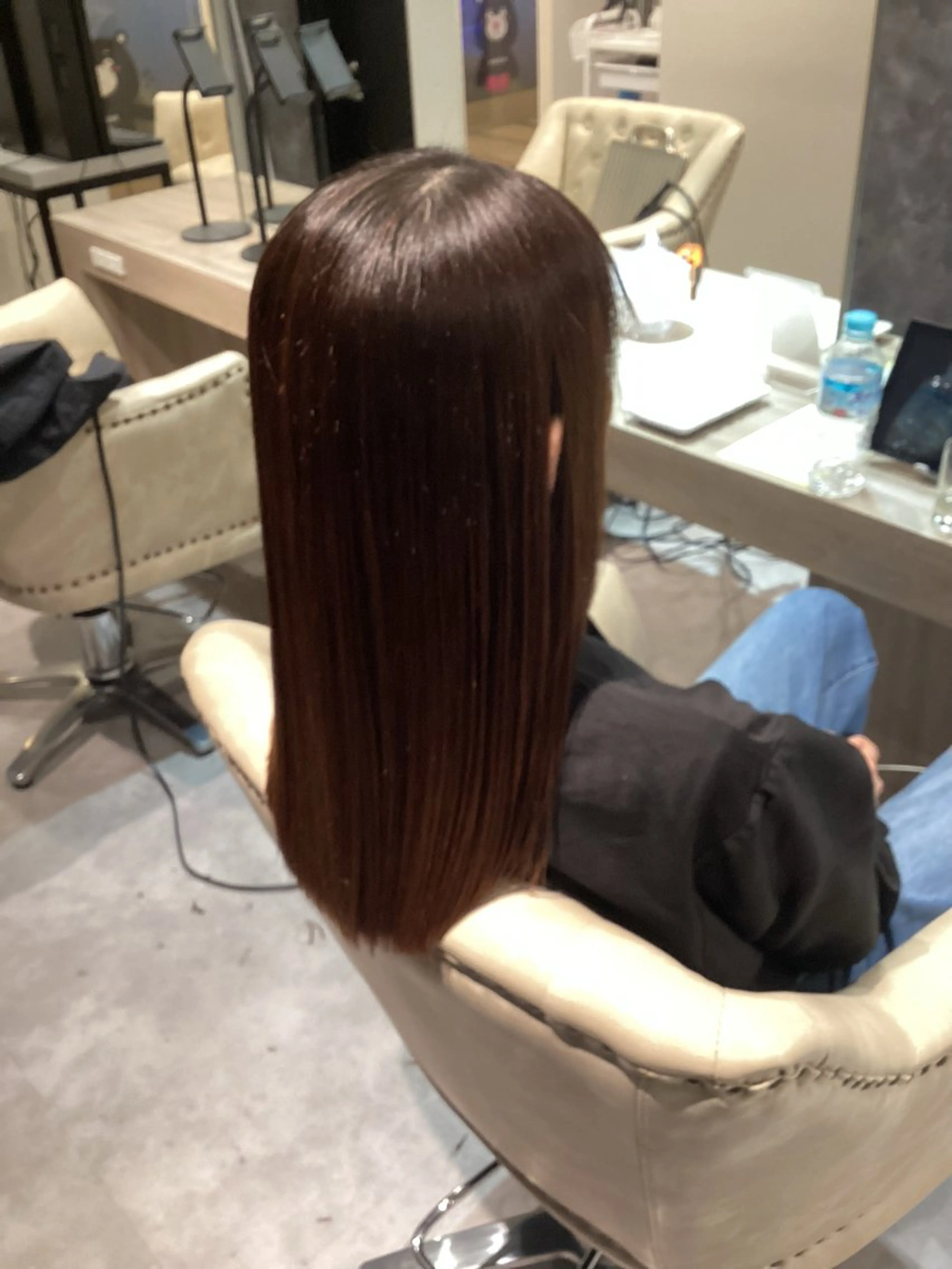 セミロング カット 縮毛矯正 五ノ井 一世のヘアスタイル