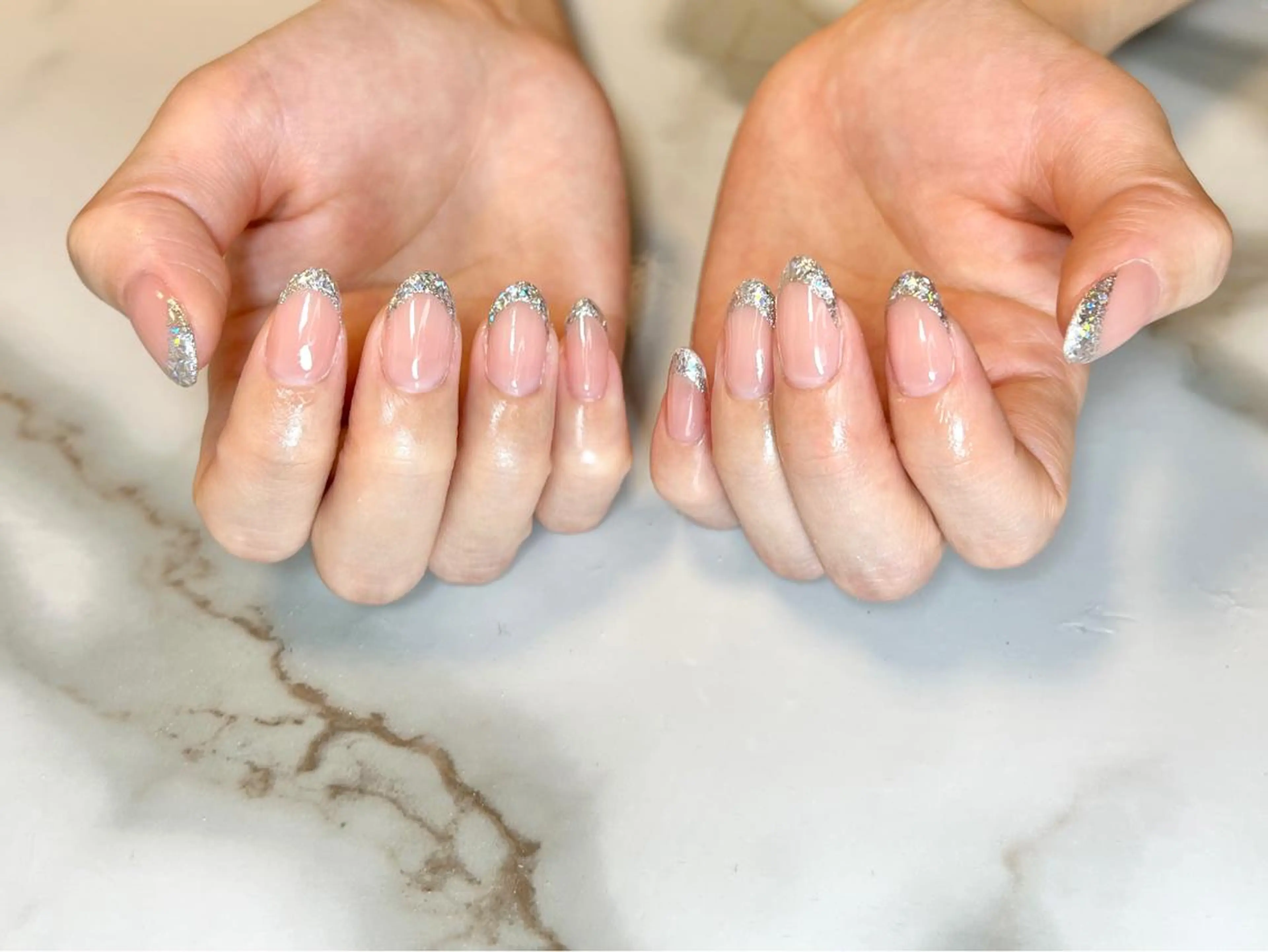 ミディアム ネイリスト シンのネイルデザイン