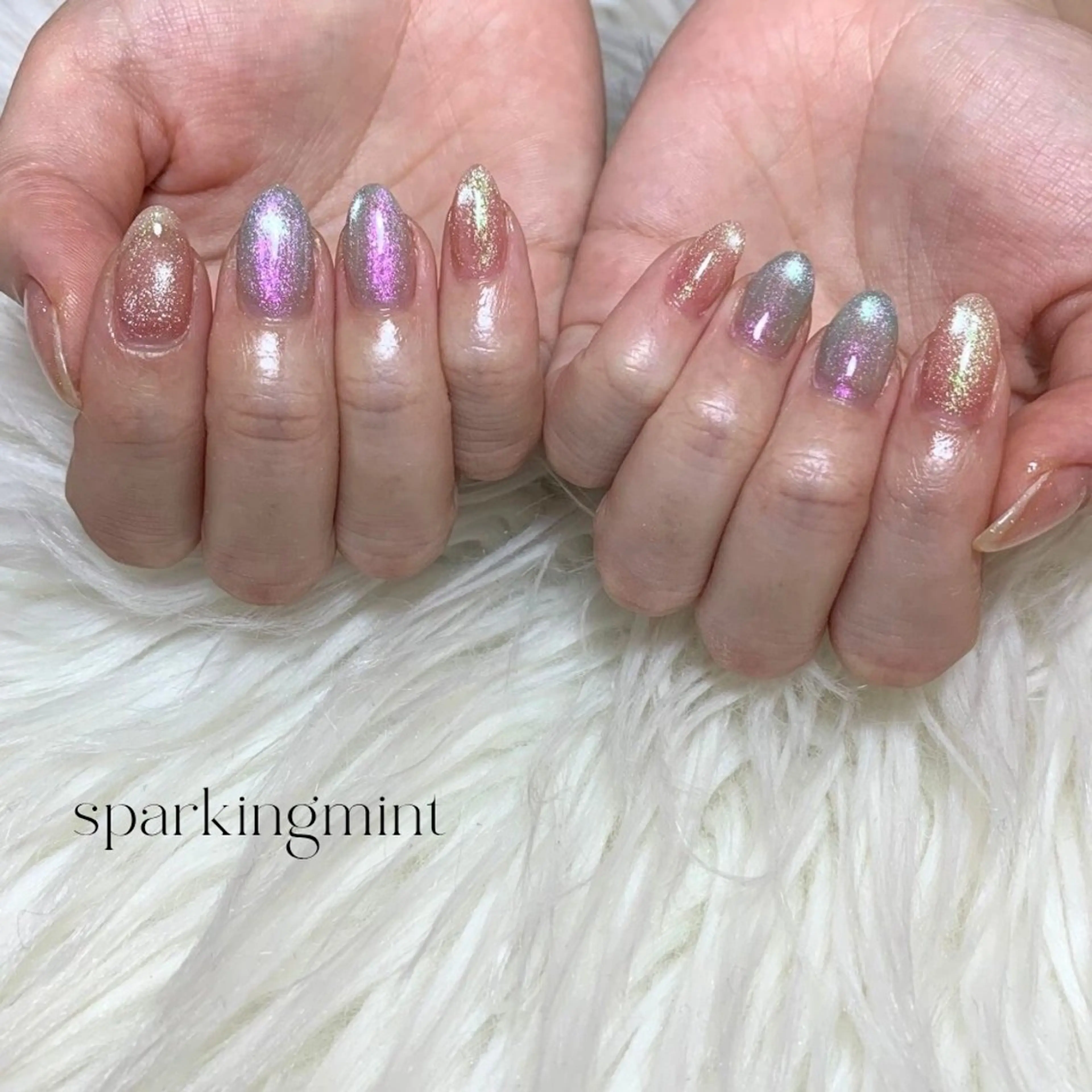 ネイル マグネットネイル 森ノ宮ネイル🌈☁️ seri🌞のネイルデザイン