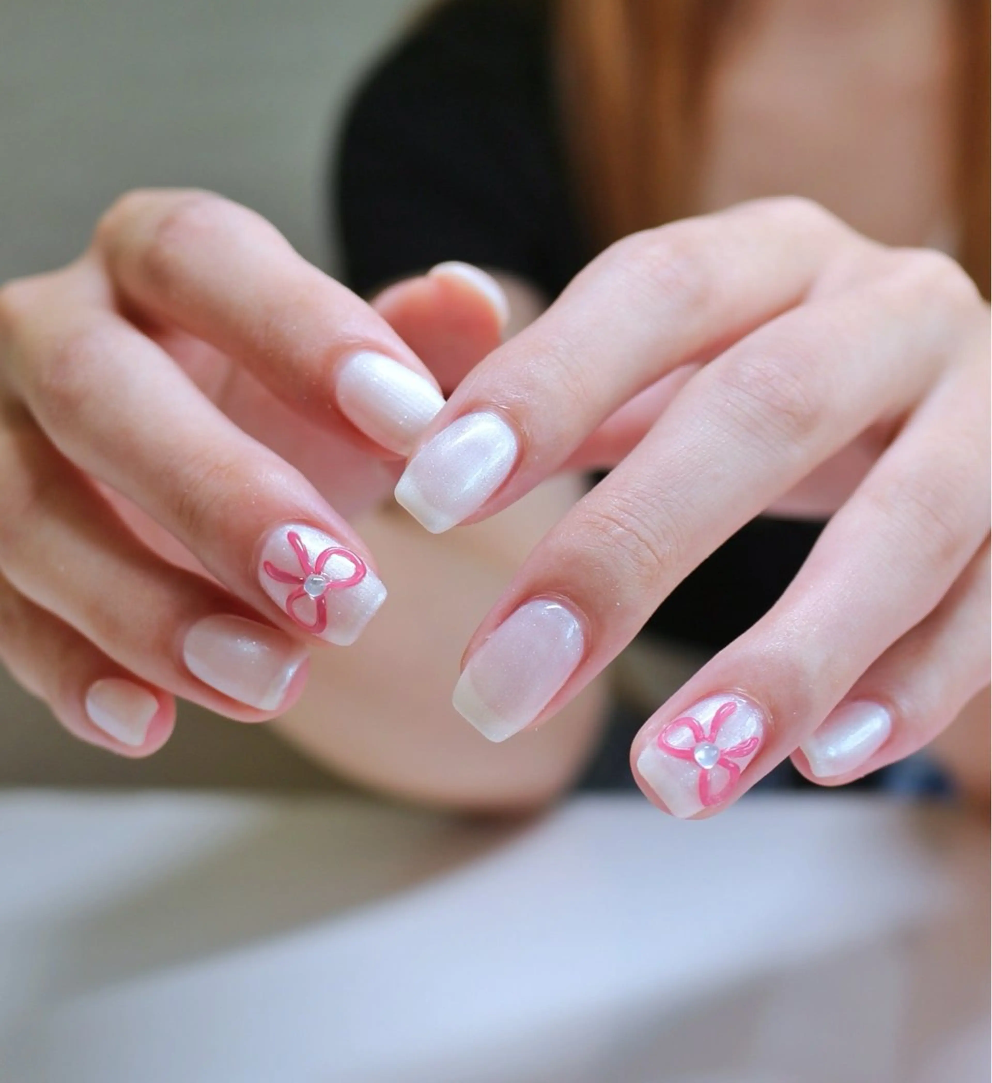 ネイル ガーリー 韓国ネイル ピンク リボン シンプルネイル ハンドネイル Baku Nailsのネイルデザイン