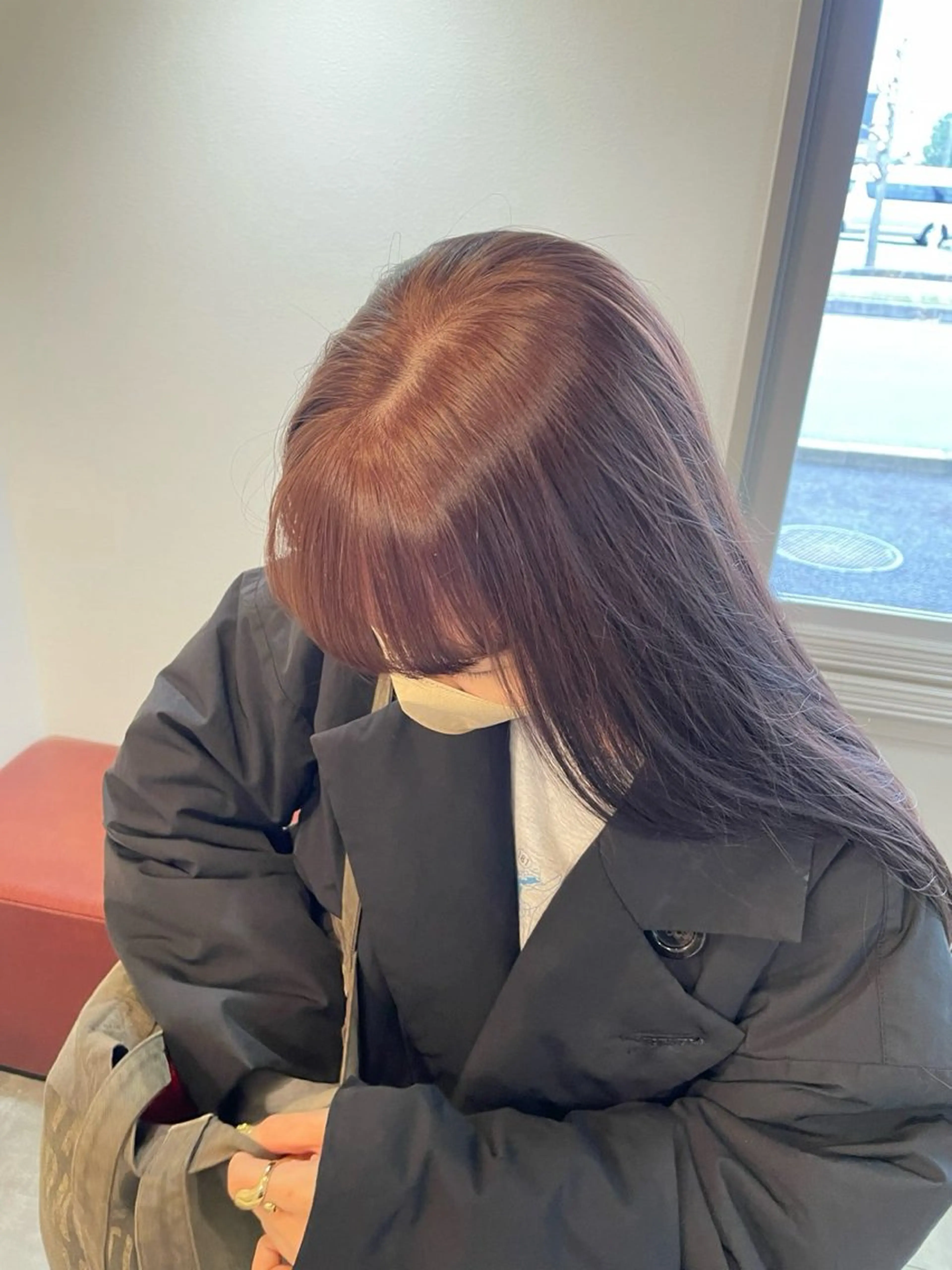 ロング カラー 荒牧 絵美のヘアスタイル