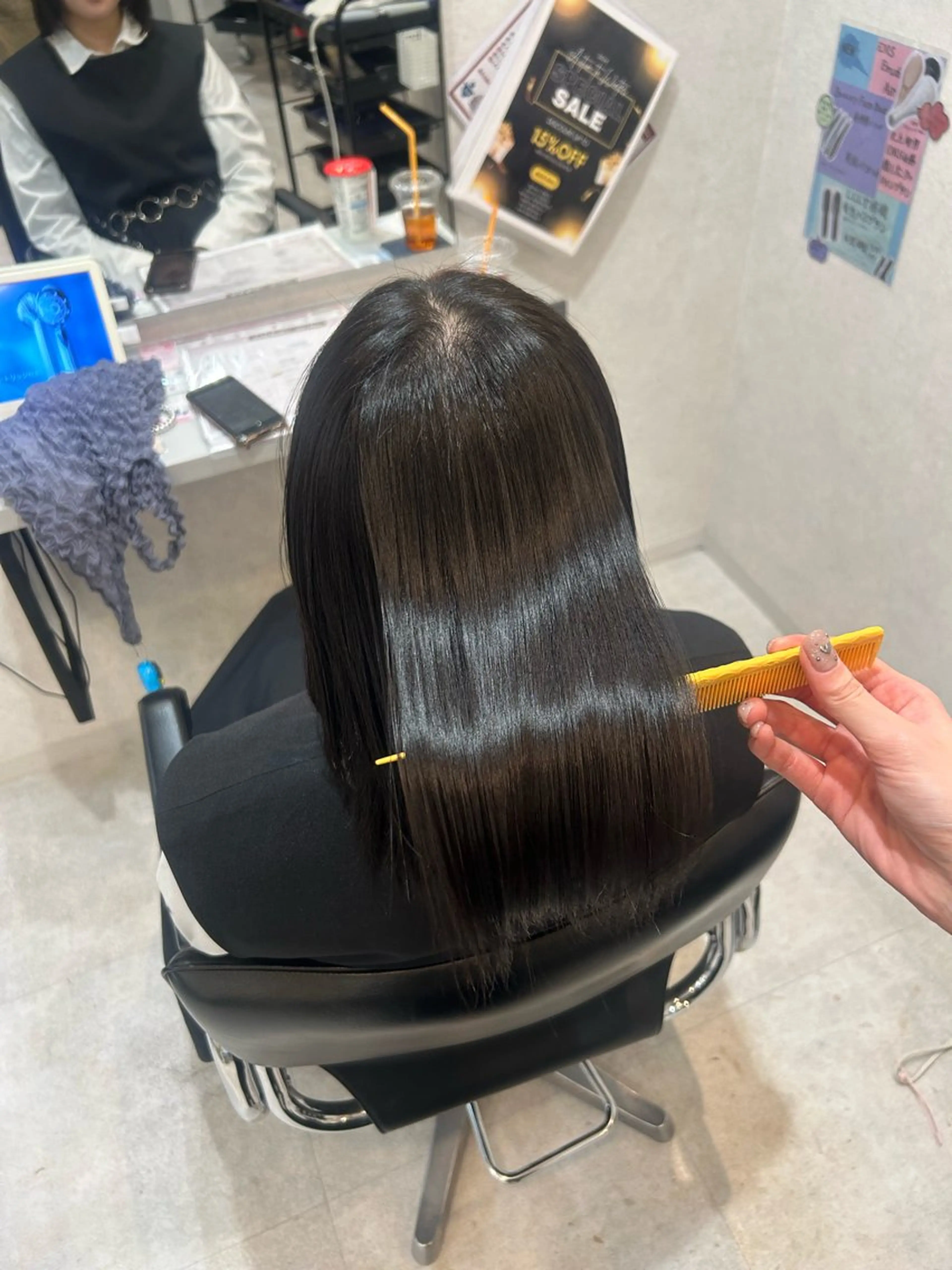 セミロング 縮毛矯正 北林 佳乃のヘアスタイル
