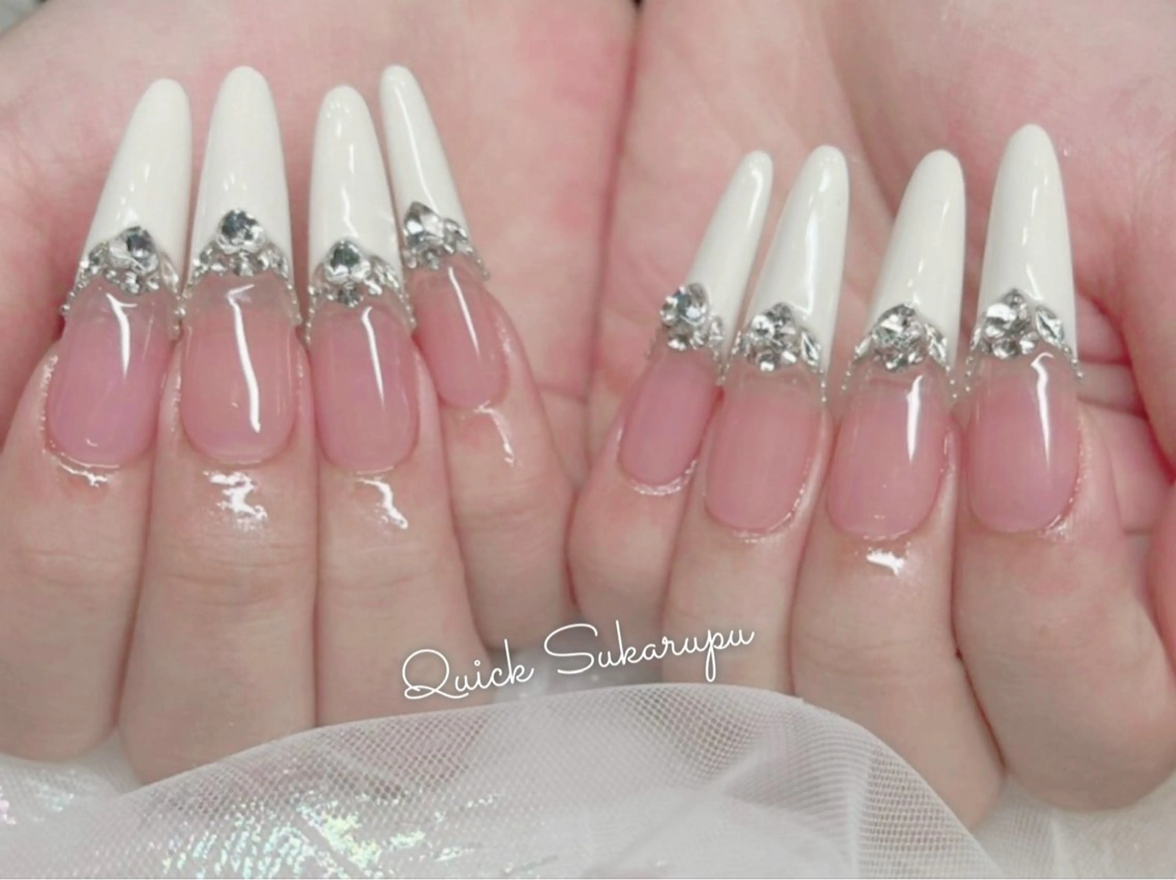 ネイル Quick Sukarupu 新宿店所属・澤田 あれのネイルデザイン