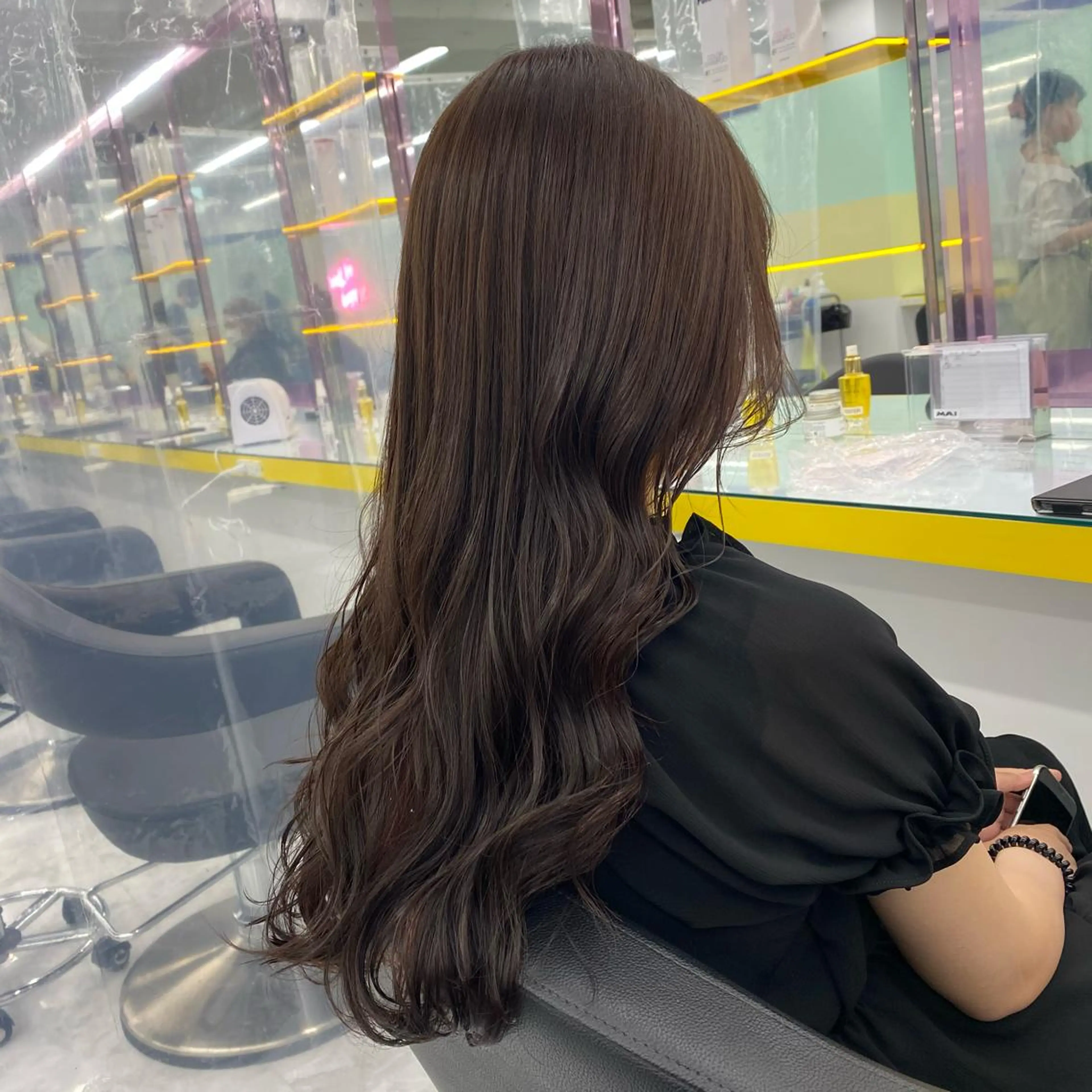 セミロング カラー ヘアアレンジ カット ヘアカラー GOTODAY shair salon 横浜mare店所属・透明感抜群カラー mai🍑♡のヘアスタイル