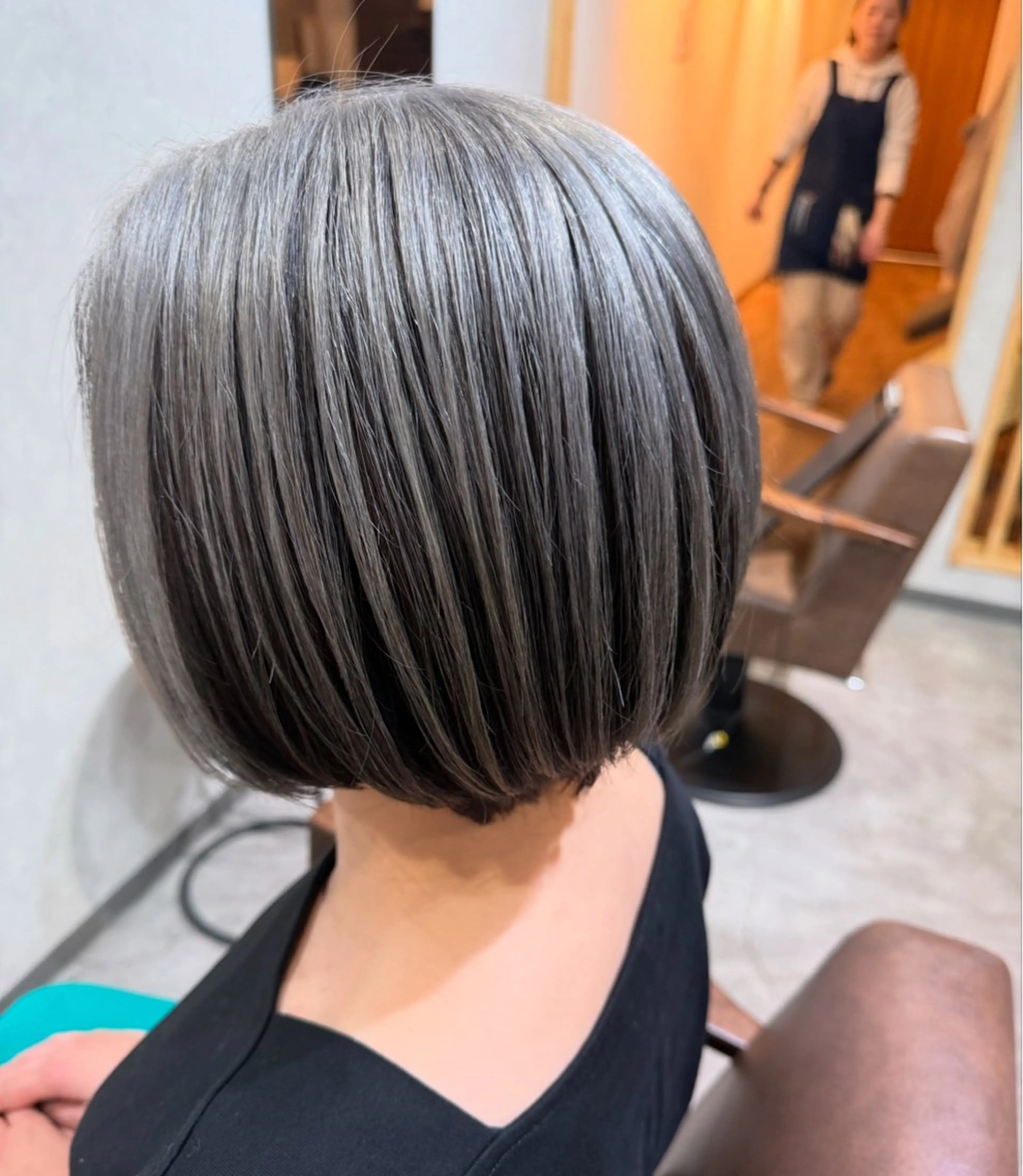 ショート ヘアカラー Bish Yanaのヘアスタイル