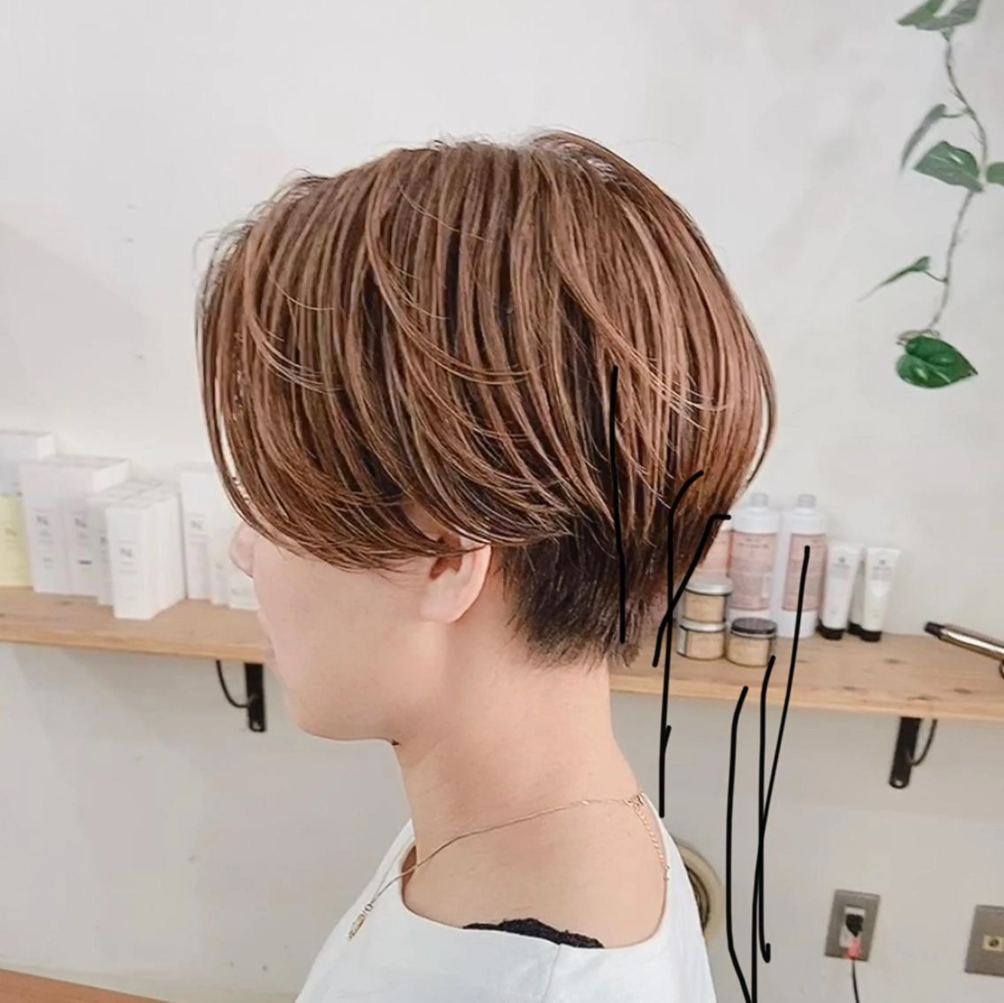 ショート カラー SALOWIN 横浜 8F所属・ショートヘア、ボブ こやさん　コヤマのヘアスタイル