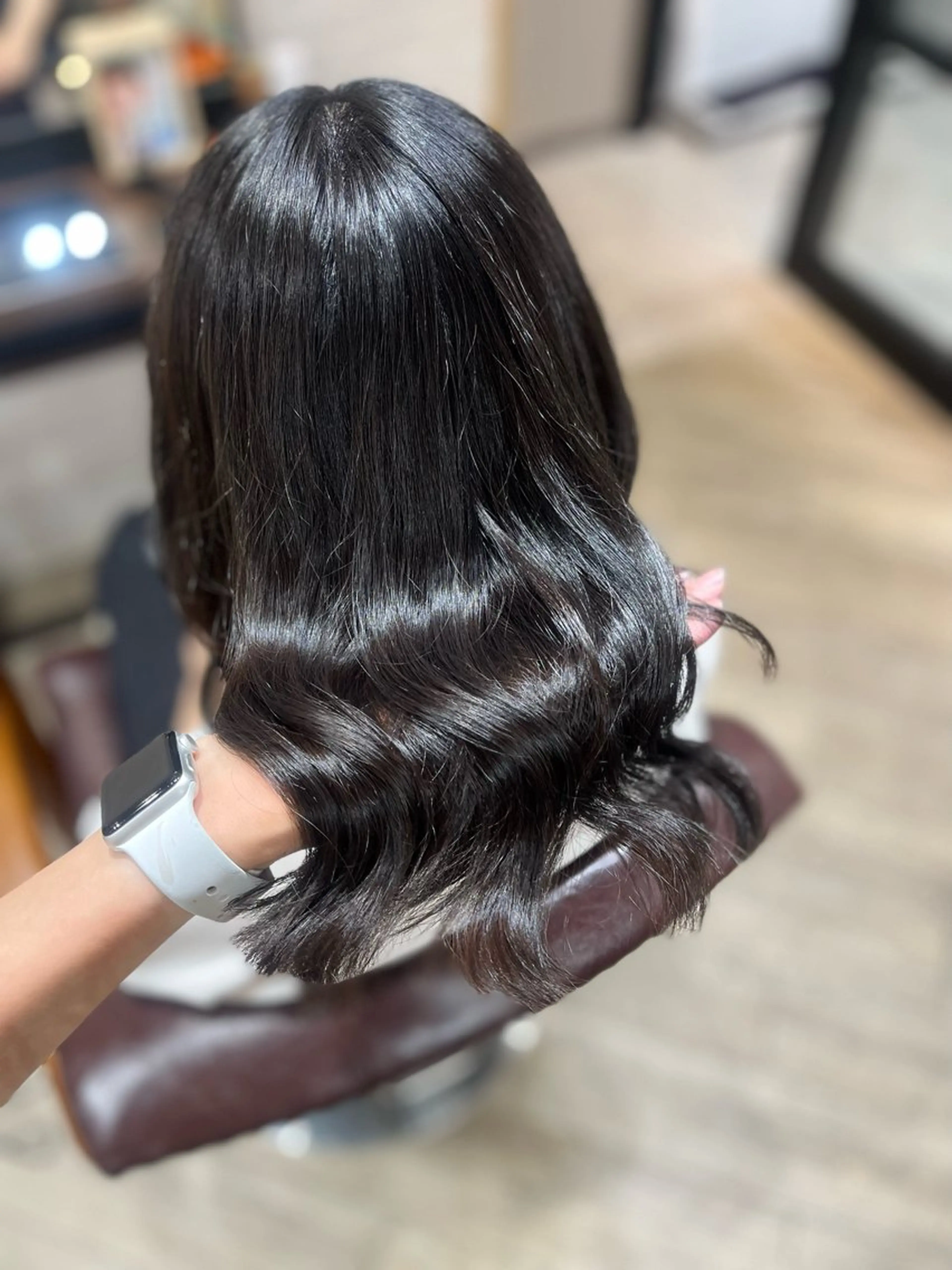 ミディアム カラー ヘアカラー トリートメント 🫧ぷる艶カラー🫧 Yuubi🦩のヘアスタイル
