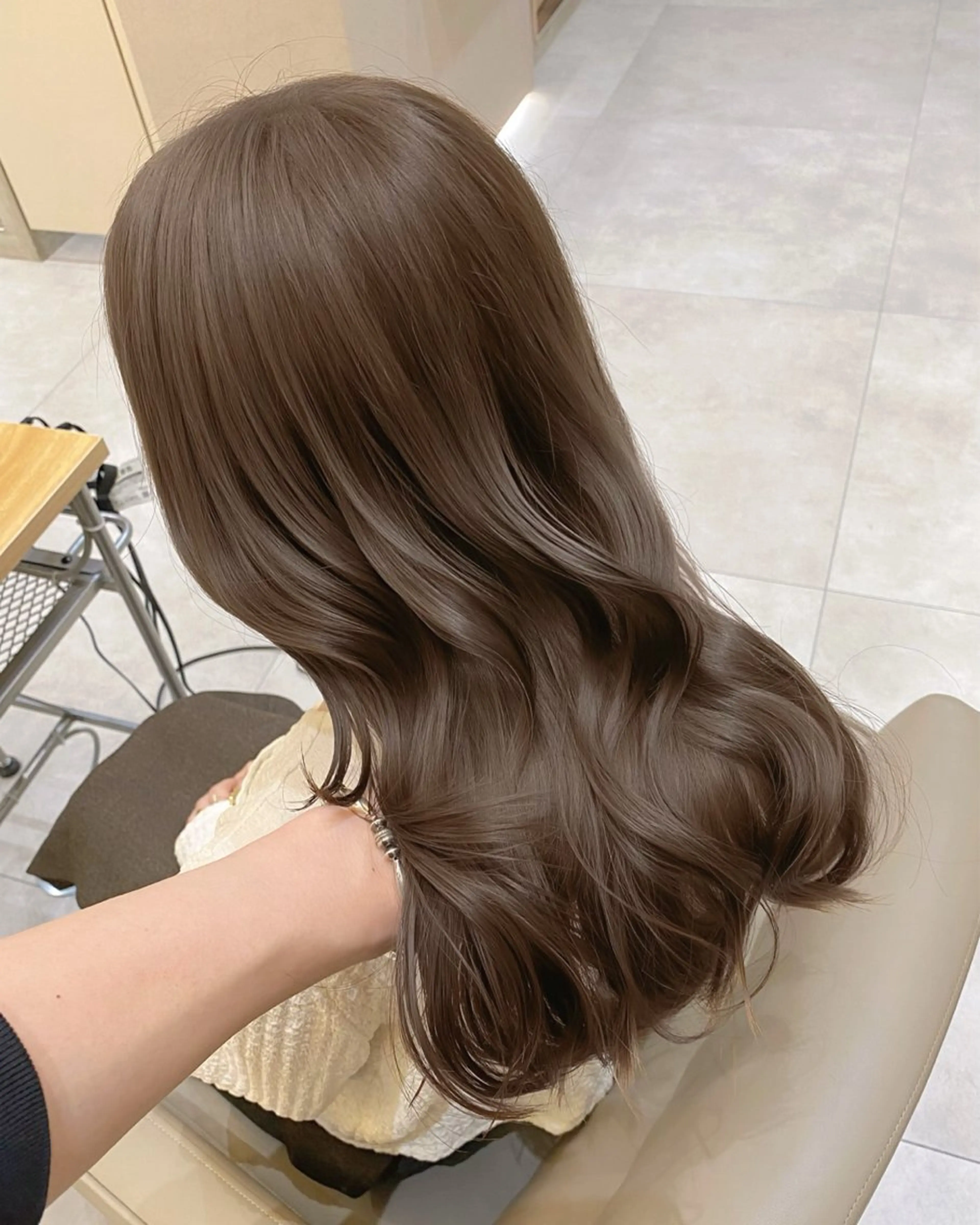 🩶当日限定🩶カット＋髪質改善ケアカラー＋超音波トリートメント＋コテ巻き🩶の写真