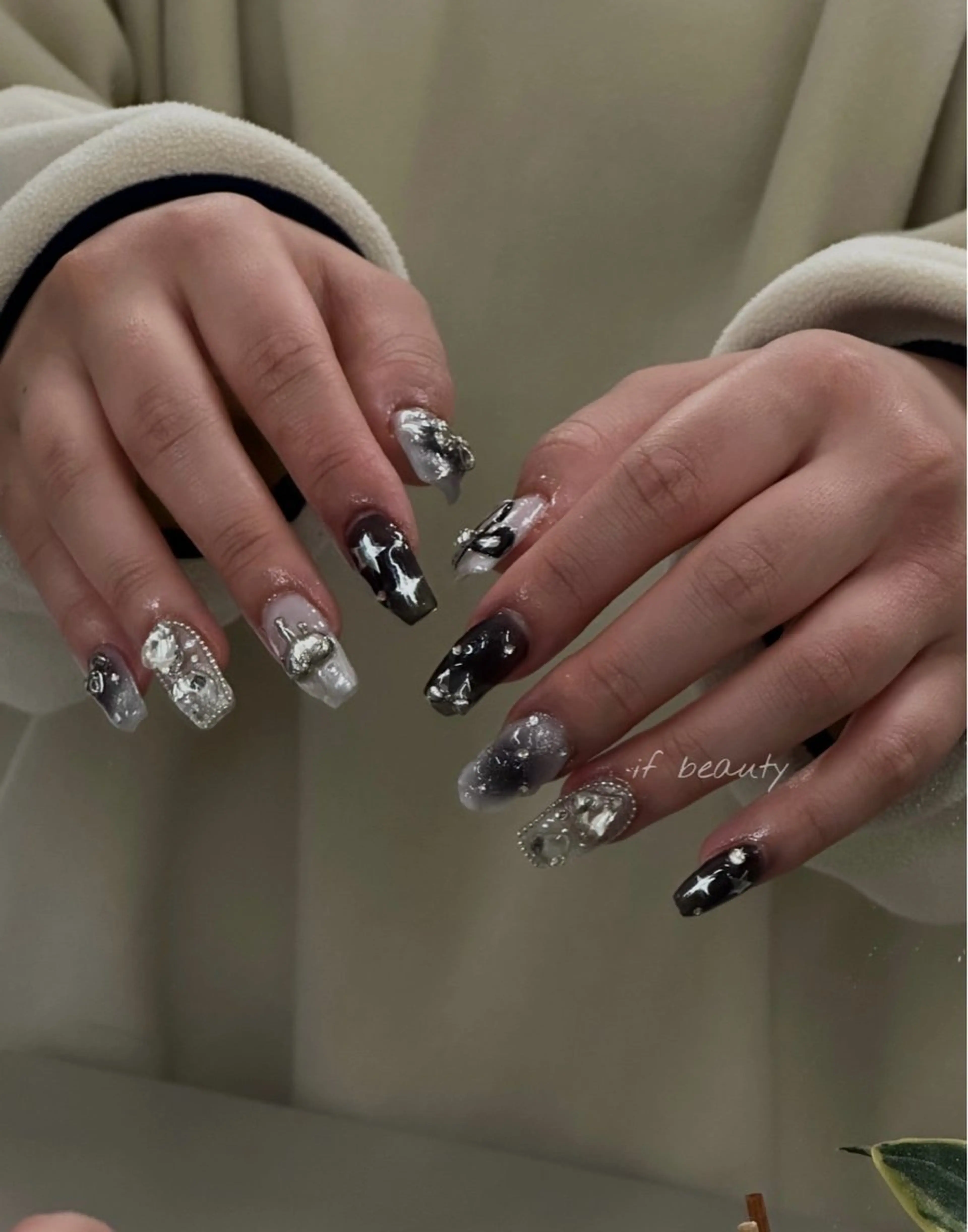 ネイル アートネイル ジェルネイル グラデーション パラジェル ワンホンネイル ハンドネイル if Hair＆Nail Salon所属・IKA /海外ネイル /個性派/ワンホンのネイルデザイン