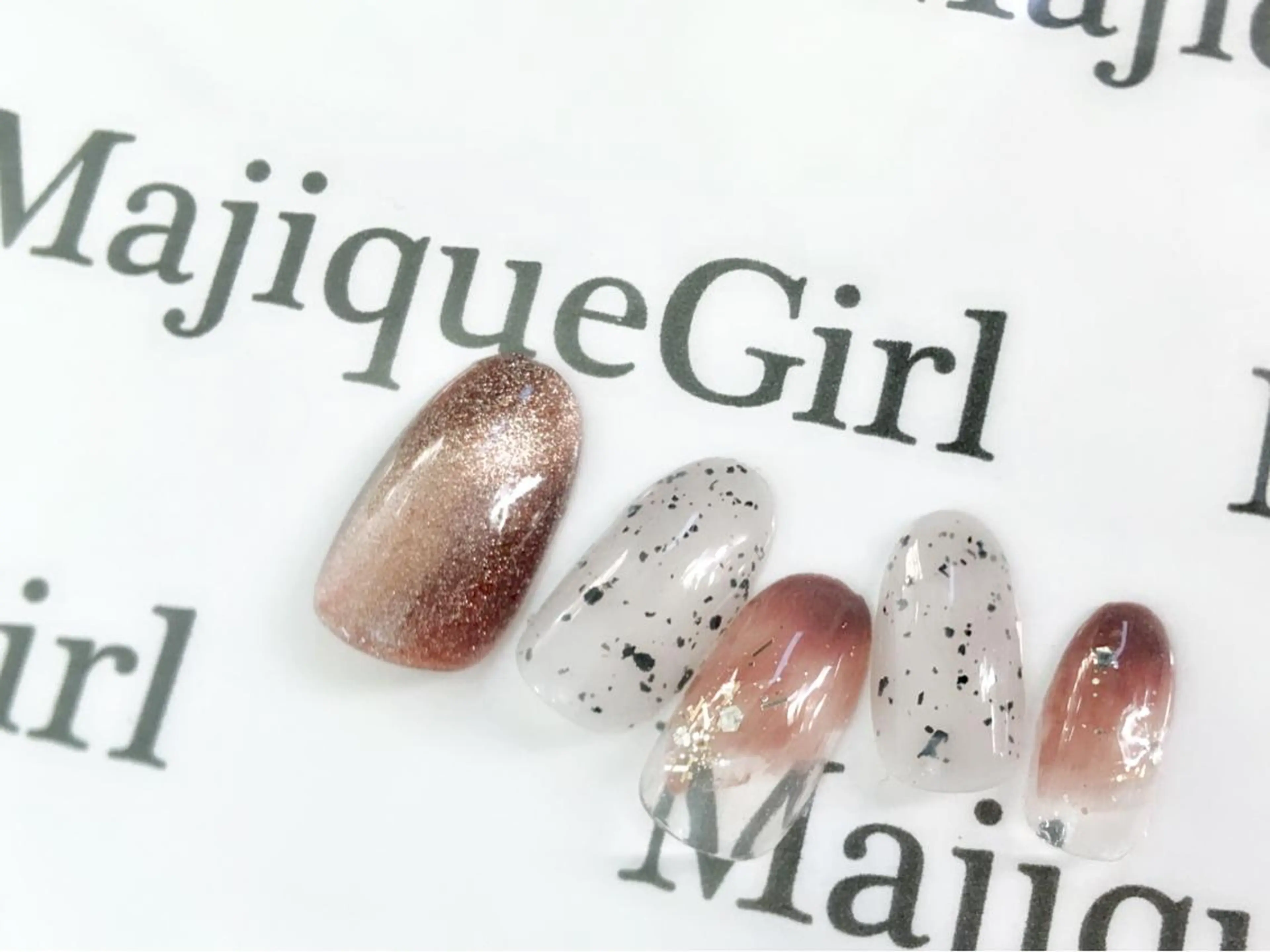 ネイル マグネットネイル ニュアンスネイル 冬ネイル 🌸Nail&Eye KAKU🌸のネイルデザイン