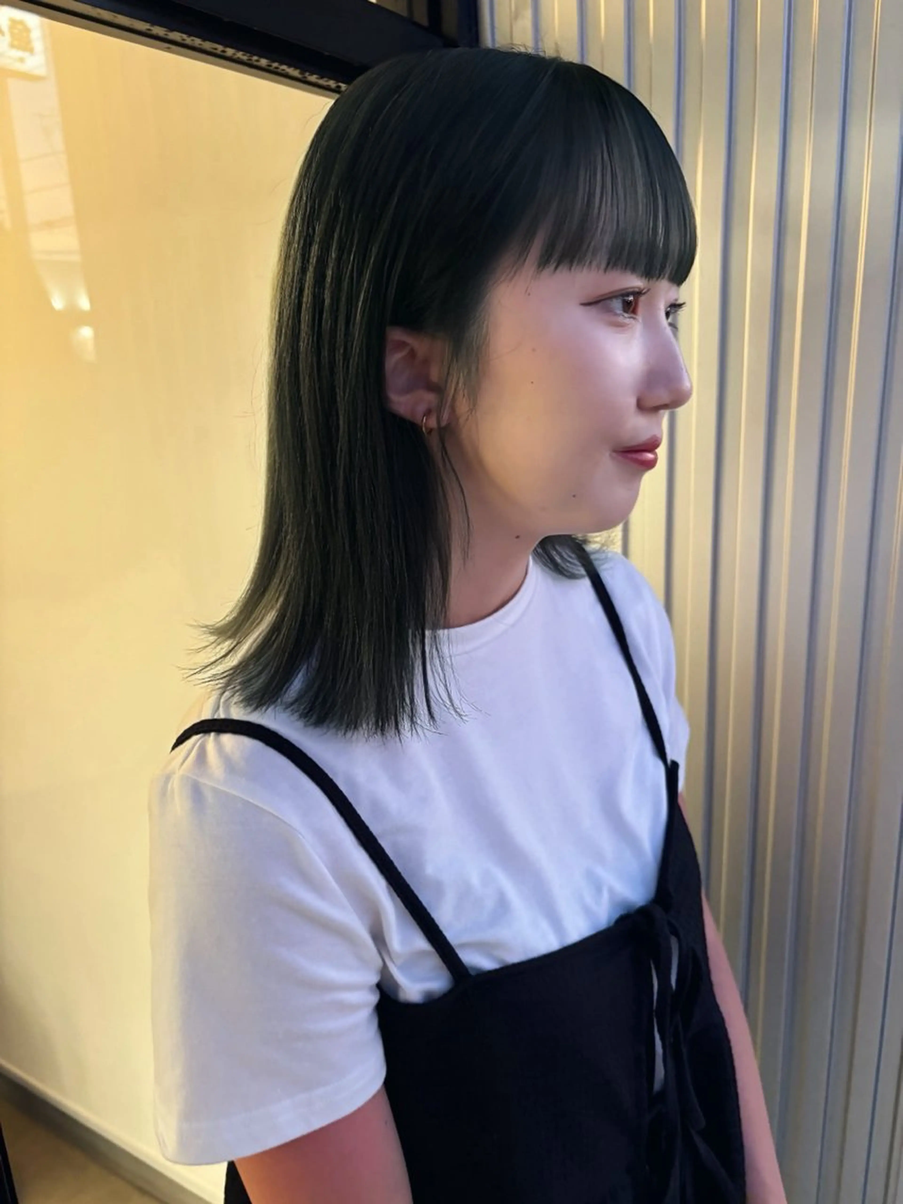 セミロング カラー paige_.hair所属・蛭町 遥香のヘアスタイル